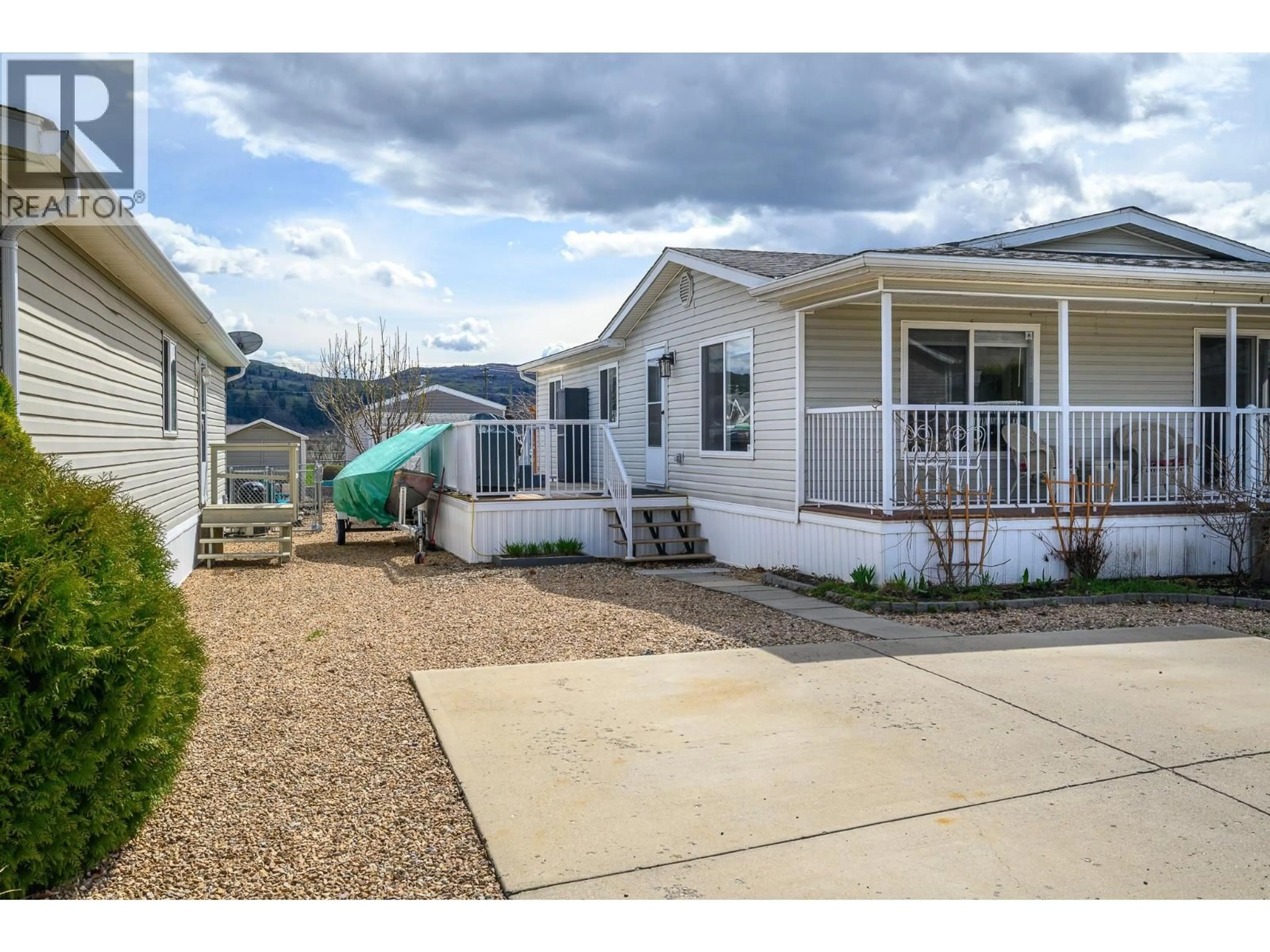 Home with vinyl exterior material, unknown for 21 - 12560 WESTSIDE ROAD, Vernon British Columbia V1H1S9