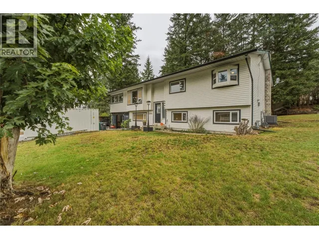 3304 SIDNEY CRESCENT, Spallumcheen 2