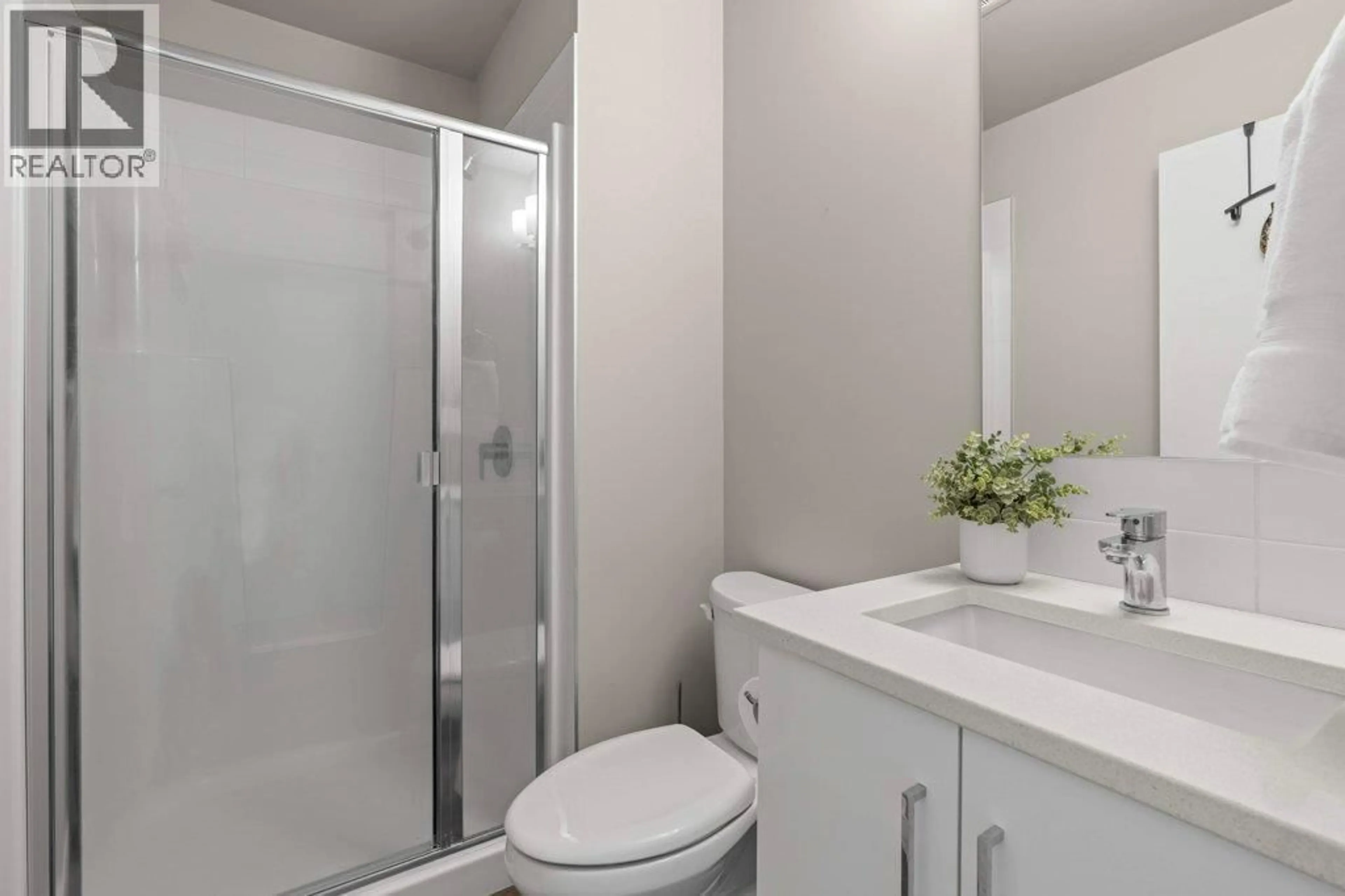 Standard bathroom, unknown for 309 - 3409 28TH AVENUE, Vernon British Columbia V1T0B3