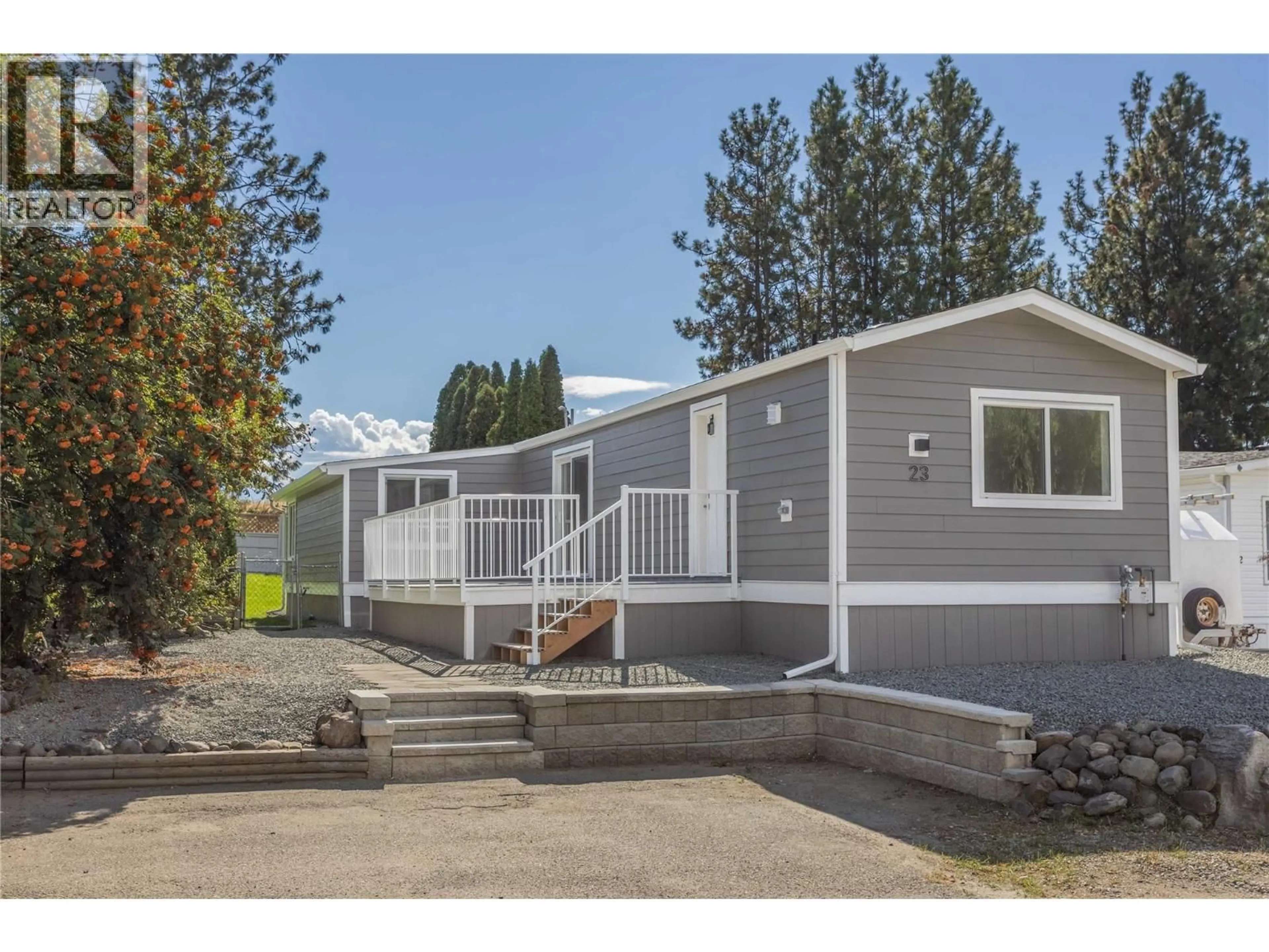 Home with vinyl exterior material, unknown for 23 - 3225 SHANNON LAKE ROAD, West Kelowna British Columbia V4T2E2