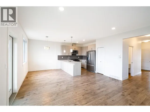 55 - 933 MT ROBSON PLACE, Vernon 4