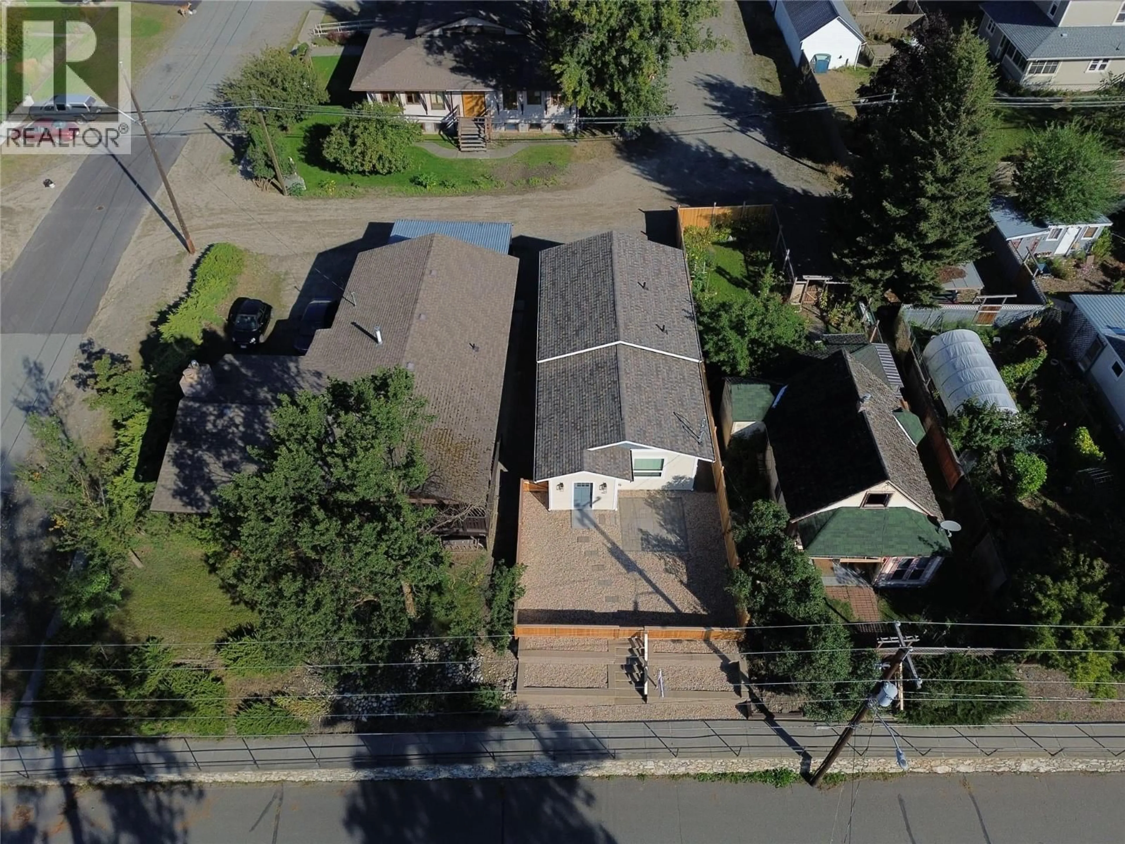 A pic from outside/outdoor area/front of a property/back of a property/a pic from drone, street for 667 72ND AVENUE, Grand Forks British Columbia V0H1H0