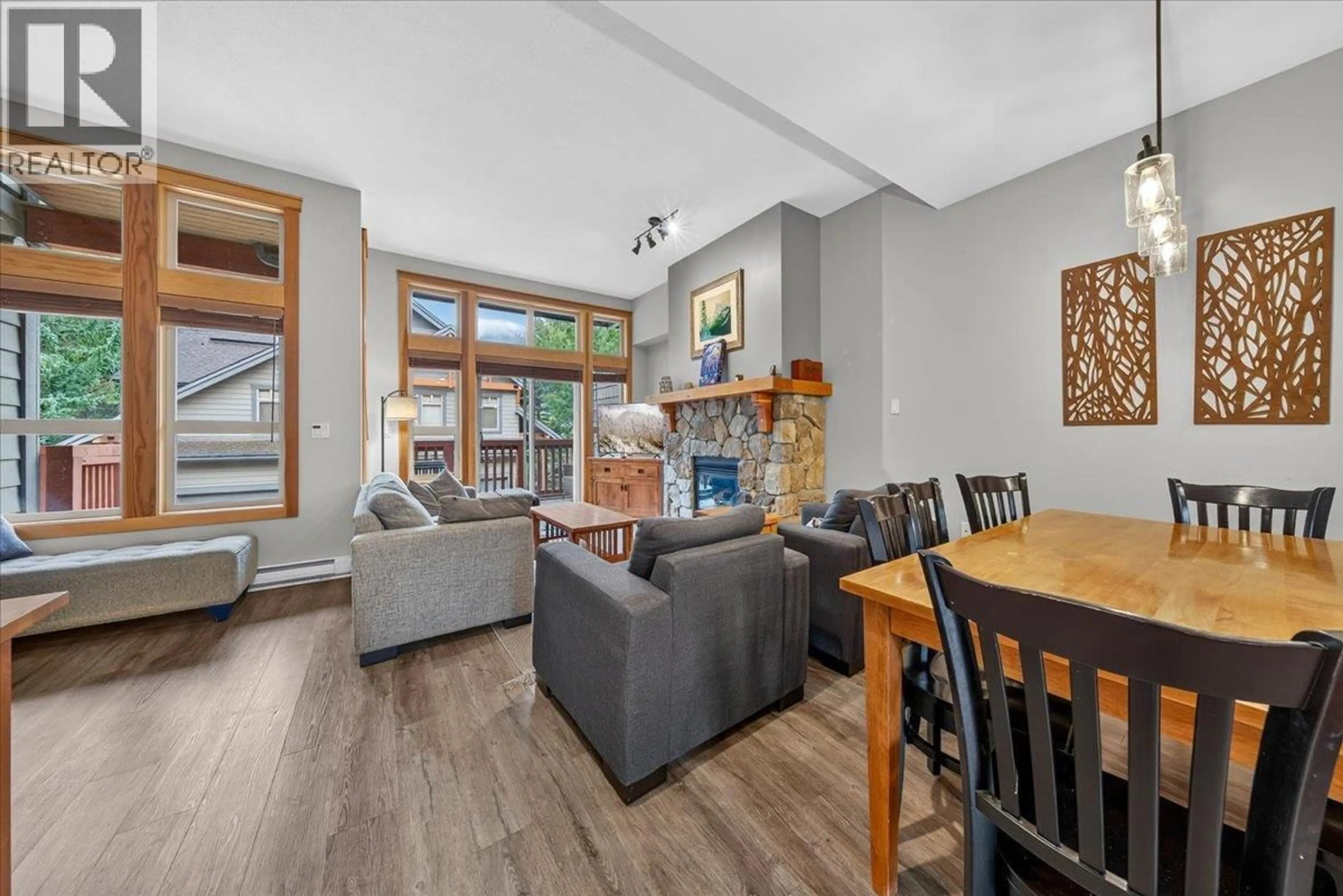 Living room with furniture, unknown for 7 - 1856 GREYWOLF DRIVE, Panorama British Columbia V0A1T0
