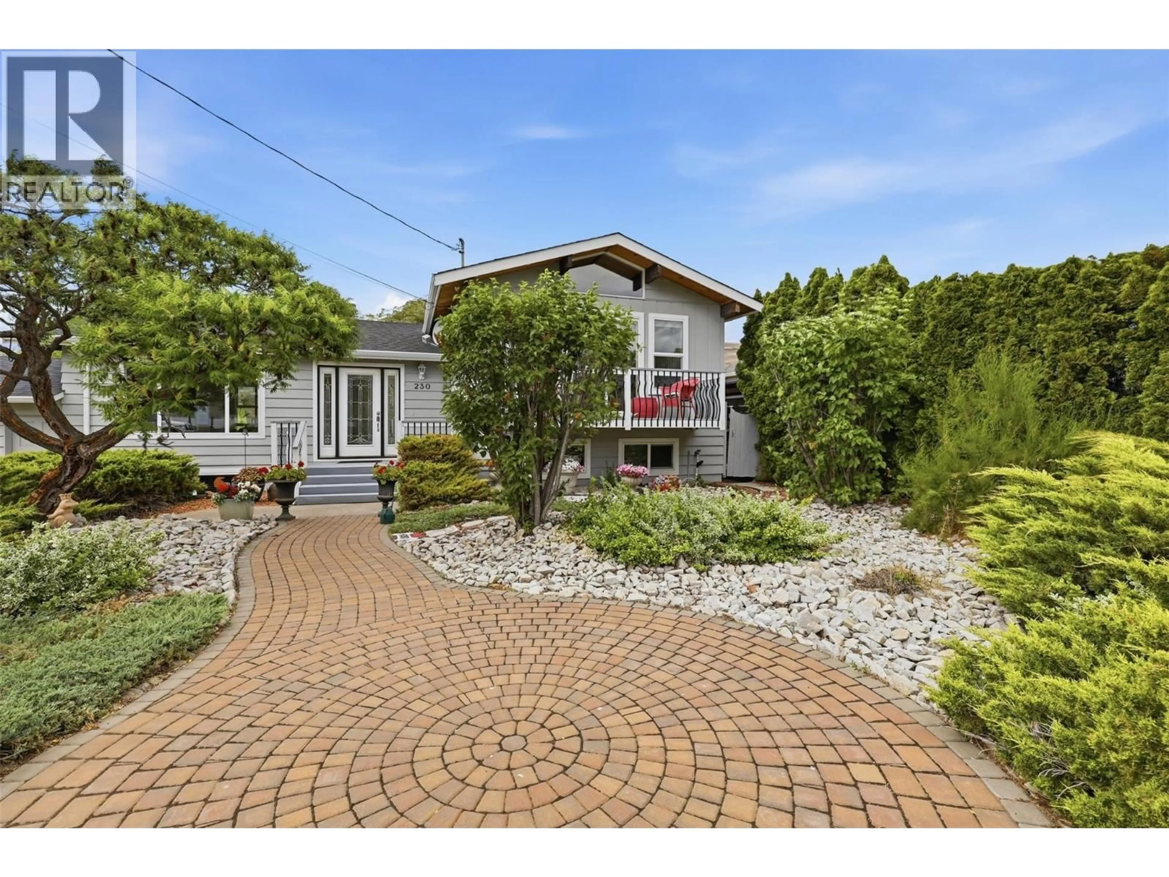 A pic from outside/outdoor area/front of a property/back of a property/a pic from drone, street for 230 VISTA PLACE, Ashcroft British Columbia V0K1A0