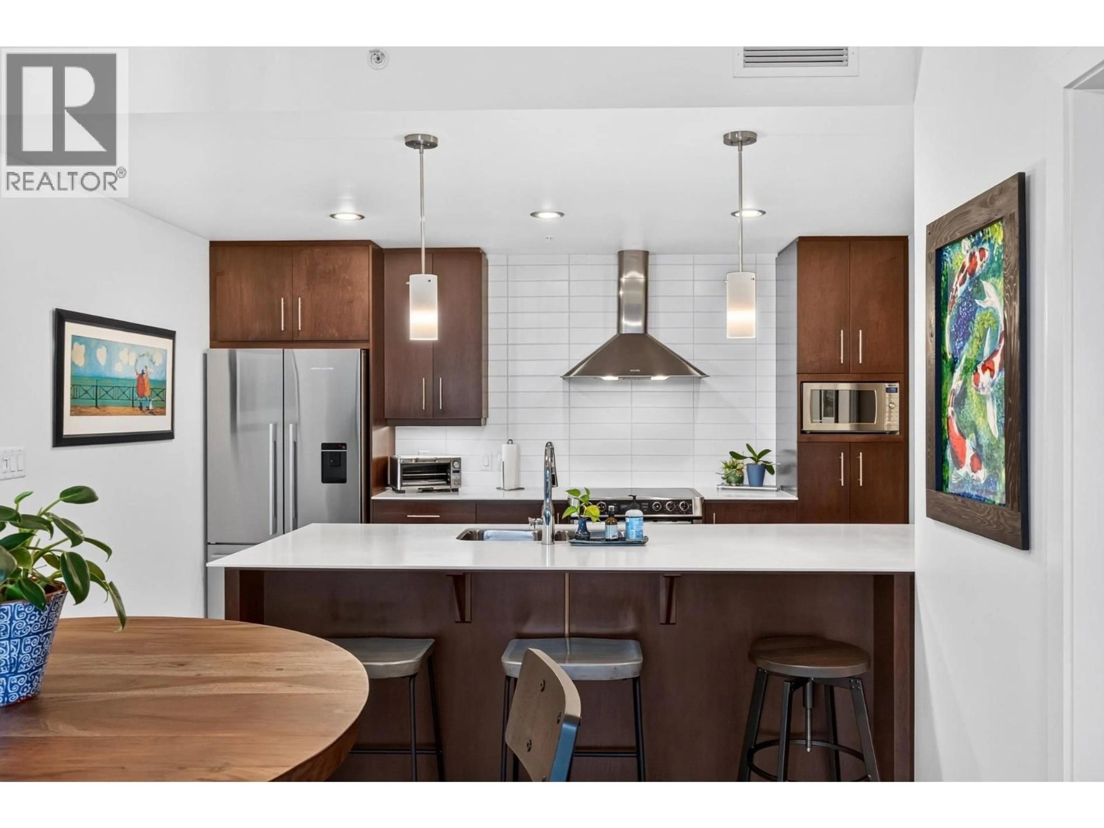 Contemporary kitchen, unknown for 1003 - 2040 SPRINGFIELD ROAD, Kelowna British Columbia V1Y9N7