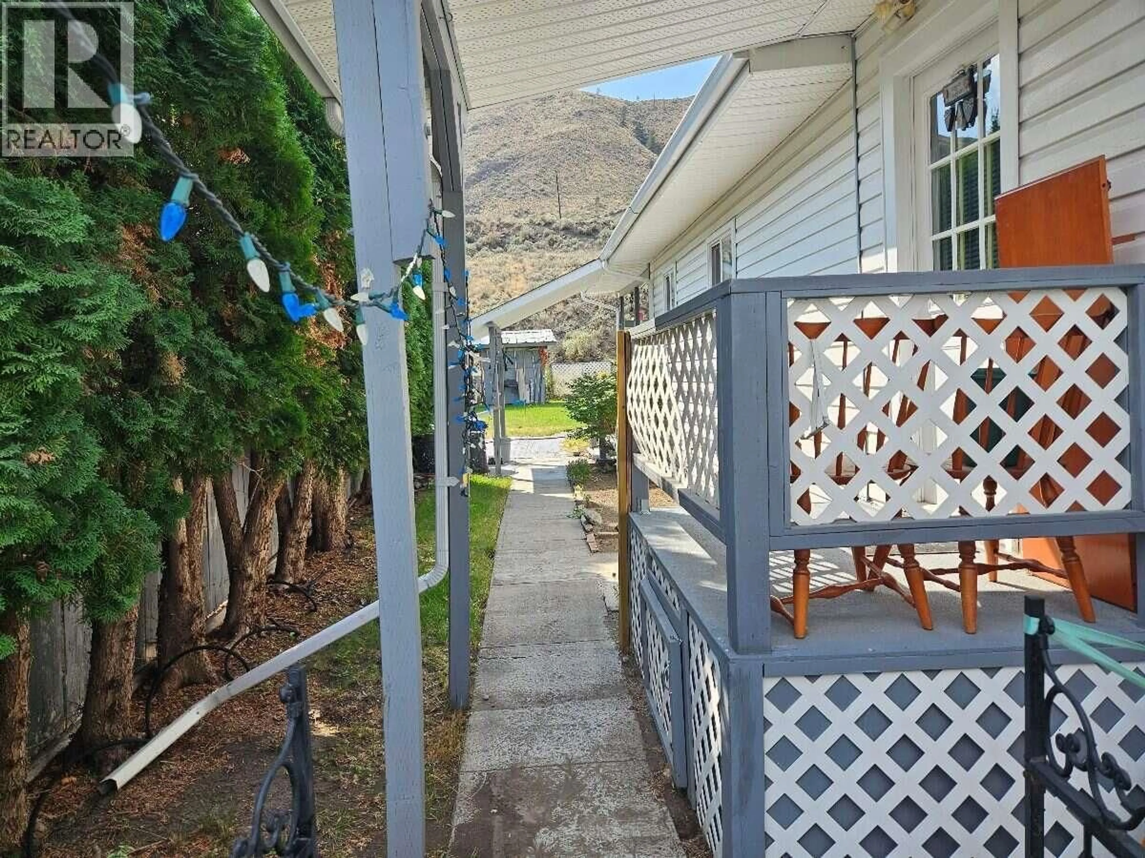 Patio, street for 85 - 701 TRANS CANADA HIGHWAY, Cache Creek British Columbia V0K1H0