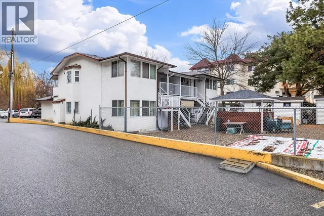 1250 BROOKSIDE AVENUE, Kelowna 3