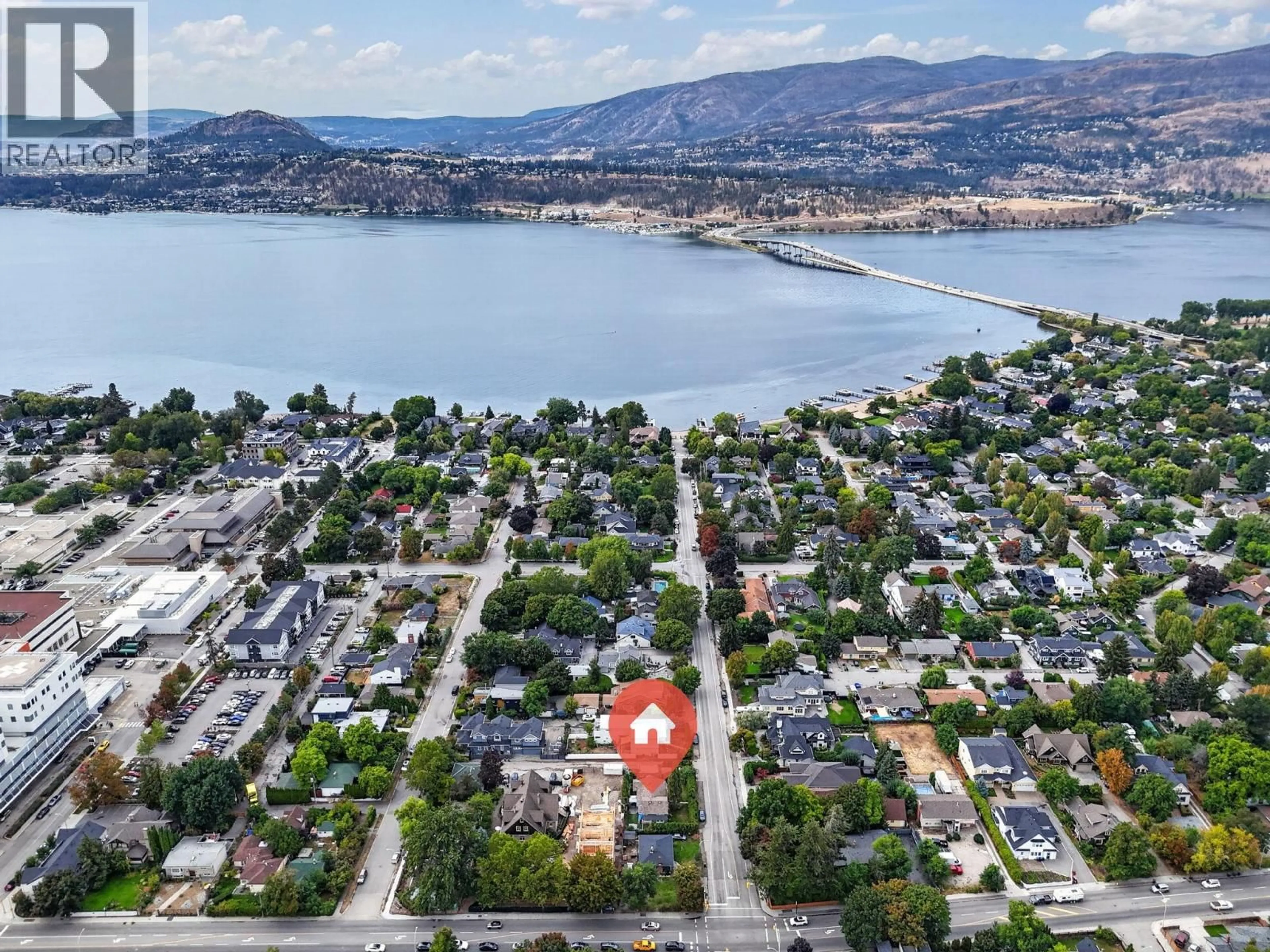 A pic from outside/outdoor area/front of a property/back of a property/a pic from drone, water/lake/river/ocean view for 471 CADDER AVENUE, Kelowna British Columbia v1y5n2