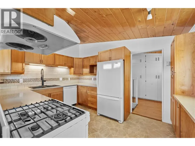 803 CARIBOO CRESCENT, Ashcroft 5