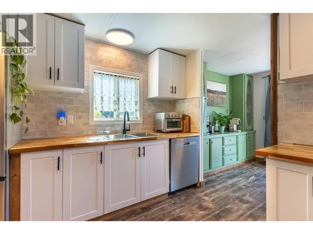 99 JASPER DRIVE, Logan Lake 5