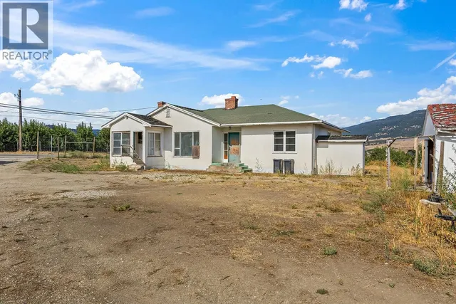 2651 CAMP ROAD, Lake Country 3