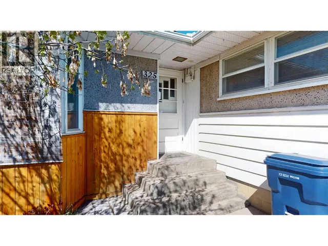 325 14 AVENUE SOUTH, Cranbrook 3