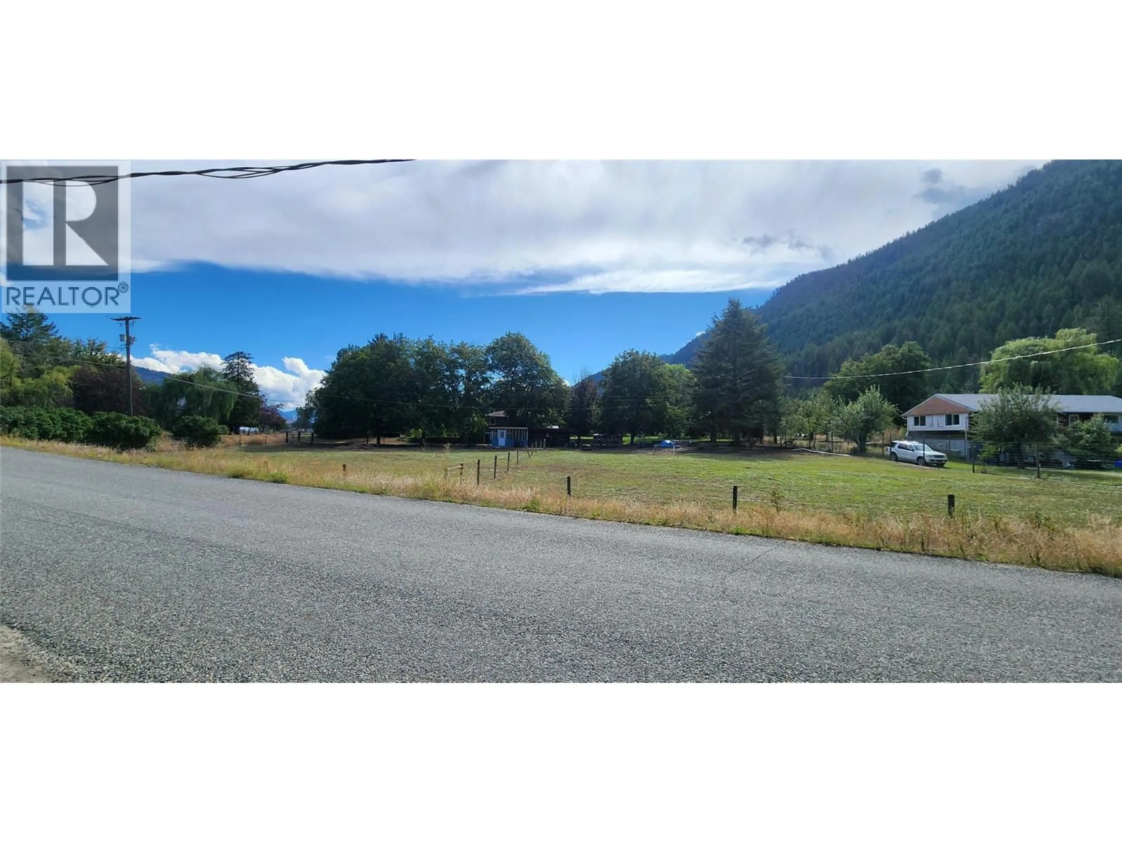 Blurry image for 610 GILPIN ROAD, Grand Forks British Columbia V0H1H9