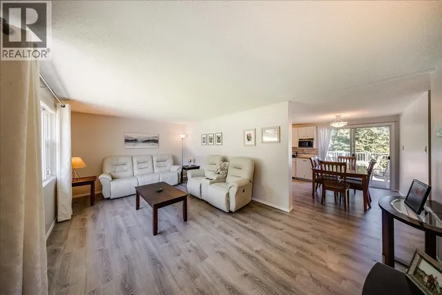 1618 VICTORIA AVENUE, Rossland 4