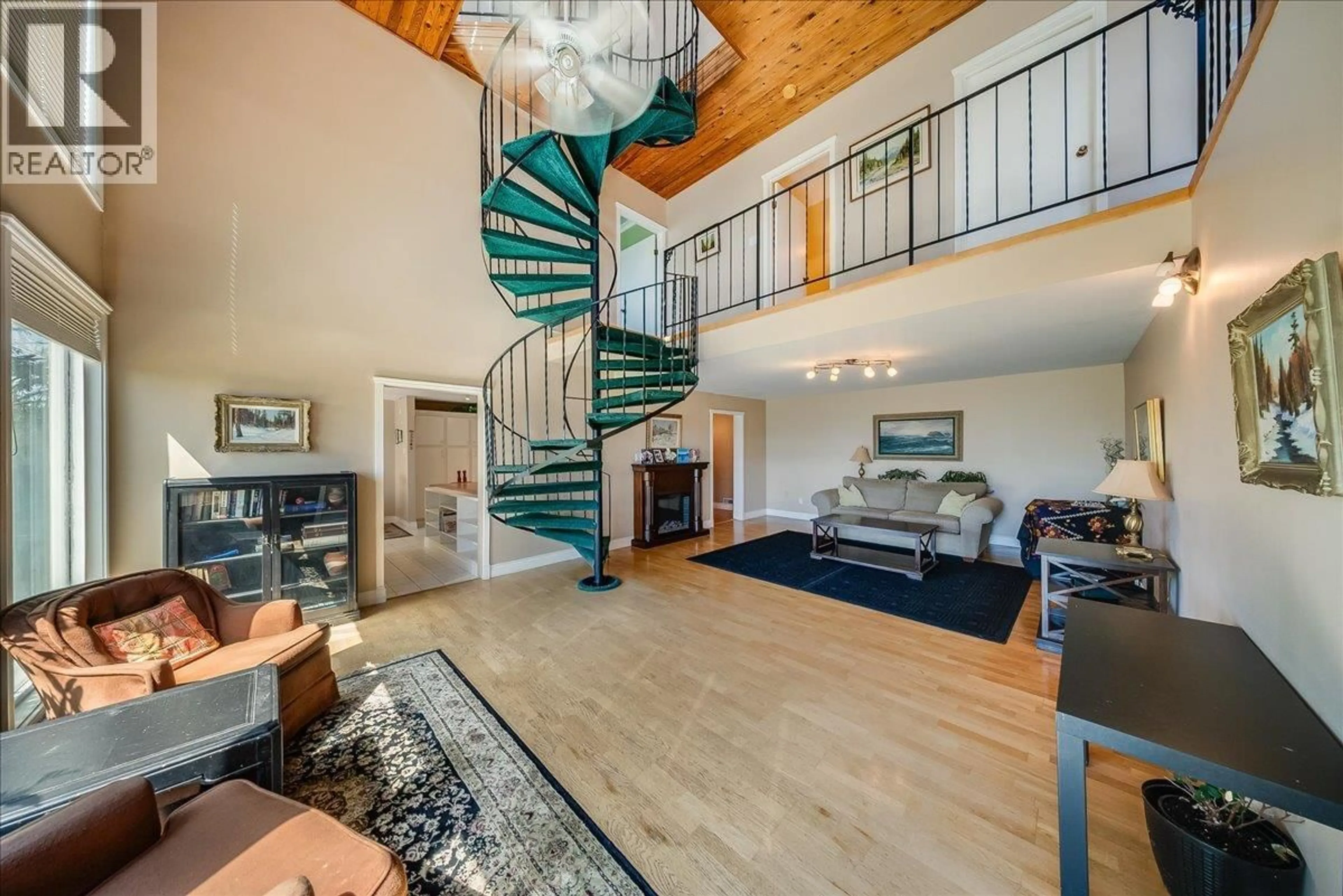 Unknown for 2390 MCLEOD AVENUE, Rossland British Columbia V0G1Y0