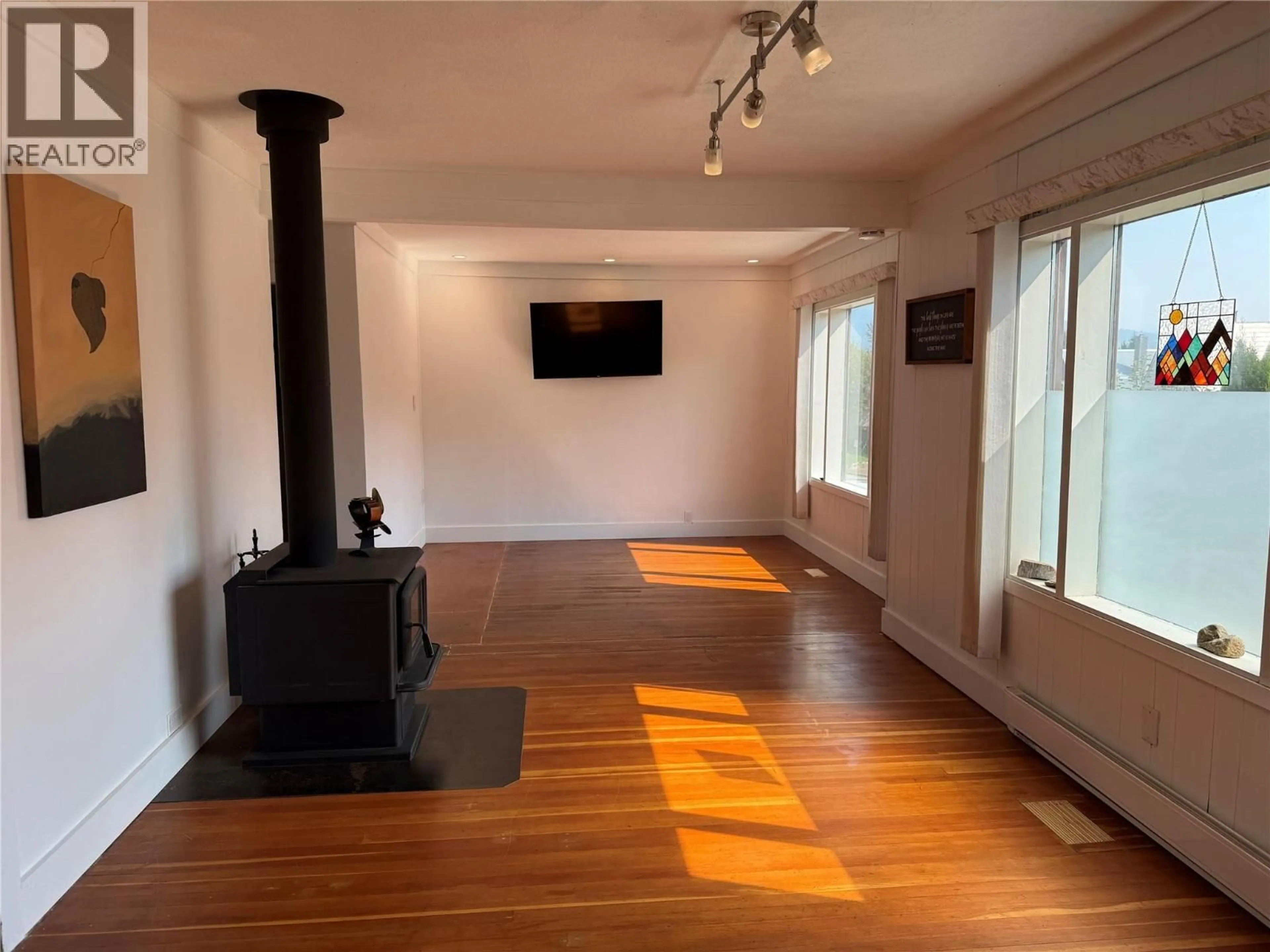 A pic of a room for 795 KIPLING STREET, Warfield British Columbia V1R2A3