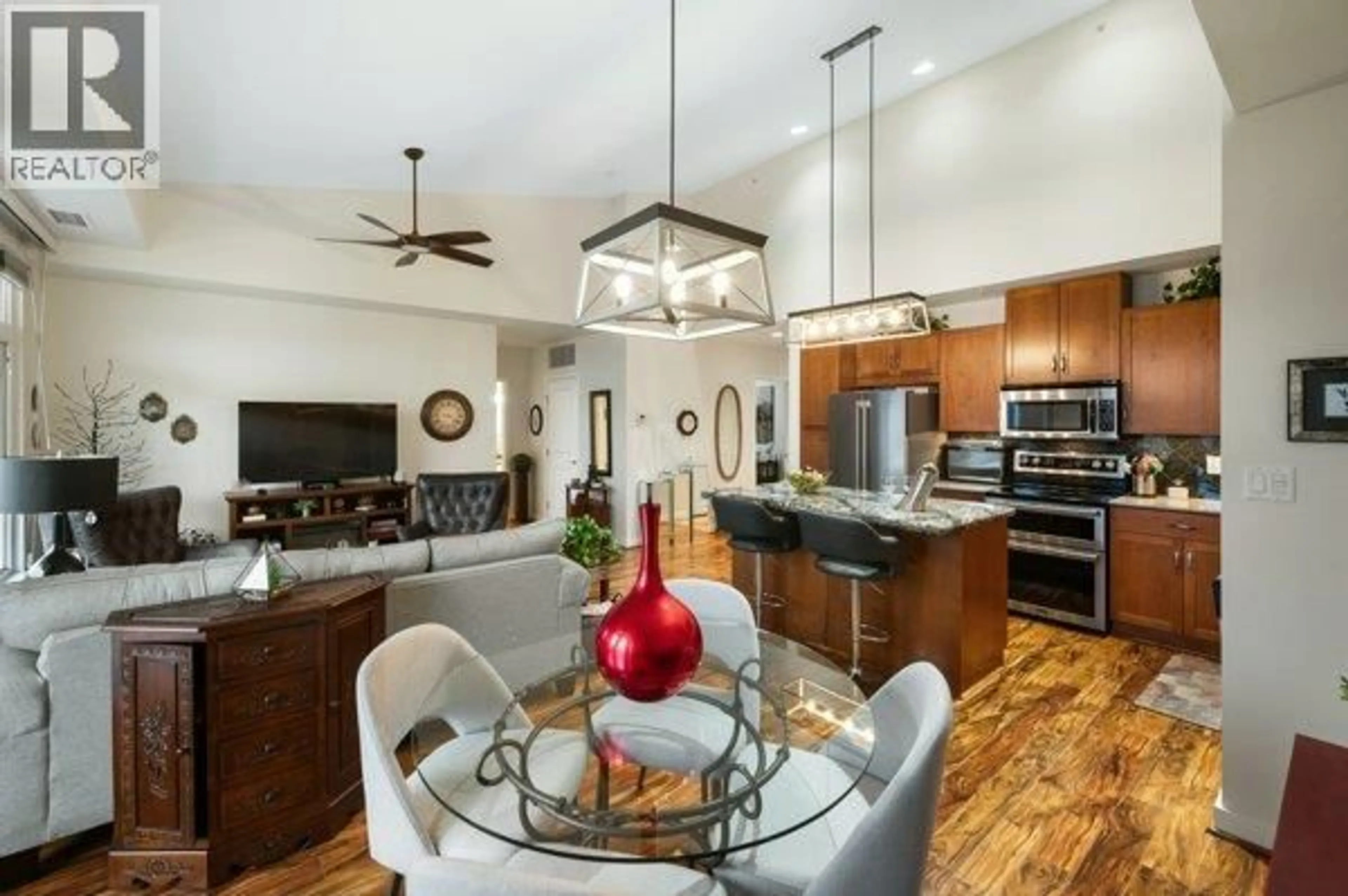 Open concept kitchen, unknown for 804 - 3301 SKAHA LAKE ROAD, Penticton British Columbia V2A6G6