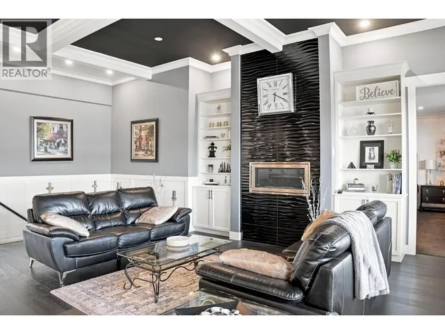 5203 CLARENCE ROAD, Peachland 4
