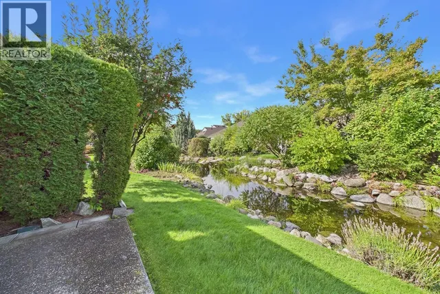 348 - 550 YATES ROAD, Kelowna 3
