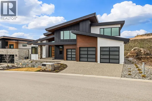 188 WILDSONG CRESCENT, Vernon 3