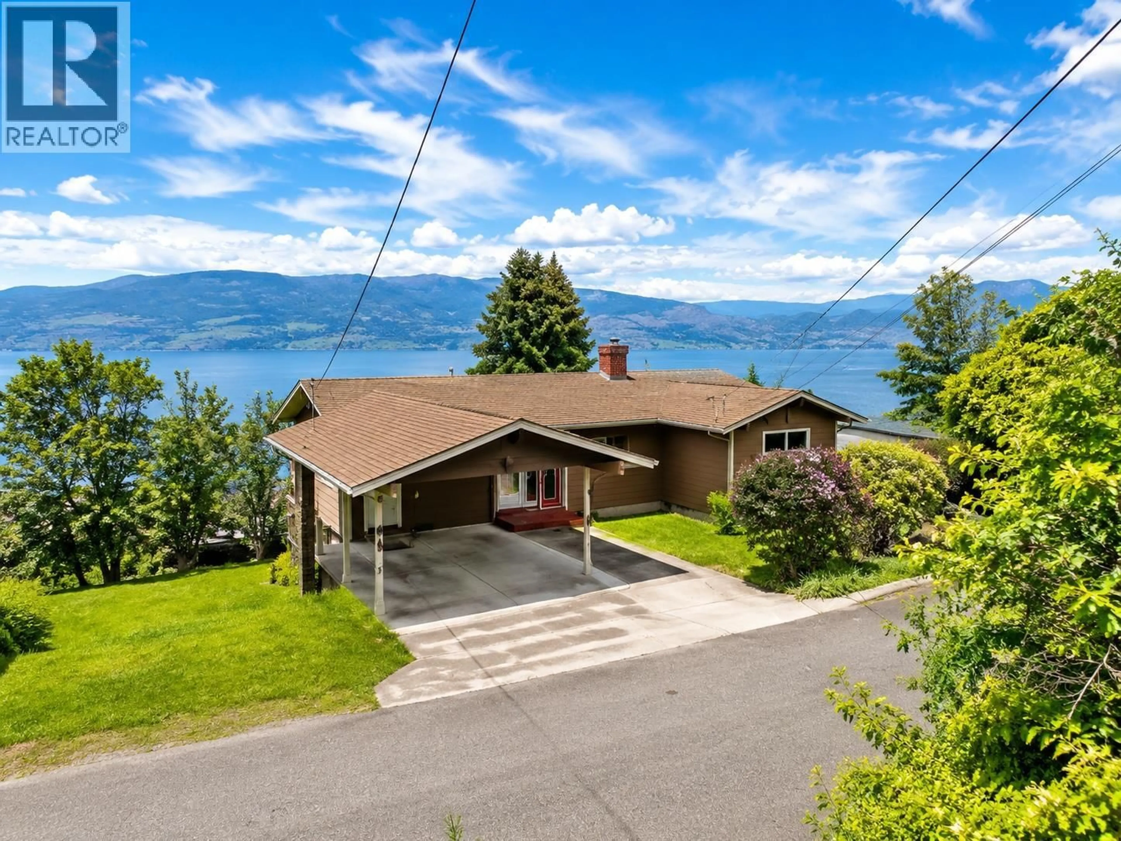 A pic from outside/outdoor area/front of a property/back of a property/a pic from drone, water/lake/river/ocean view for 3963 ANGUS DRIVE, West Kelowna British Columbia V4T2K1