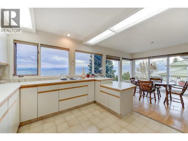 3963 ANGUS DRIVE, West Kelowna 5