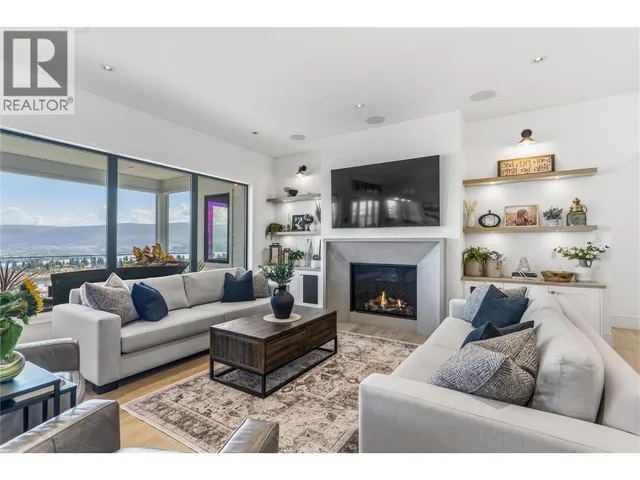 902 LLOYD JONES DRIVE, West Kelowna 5