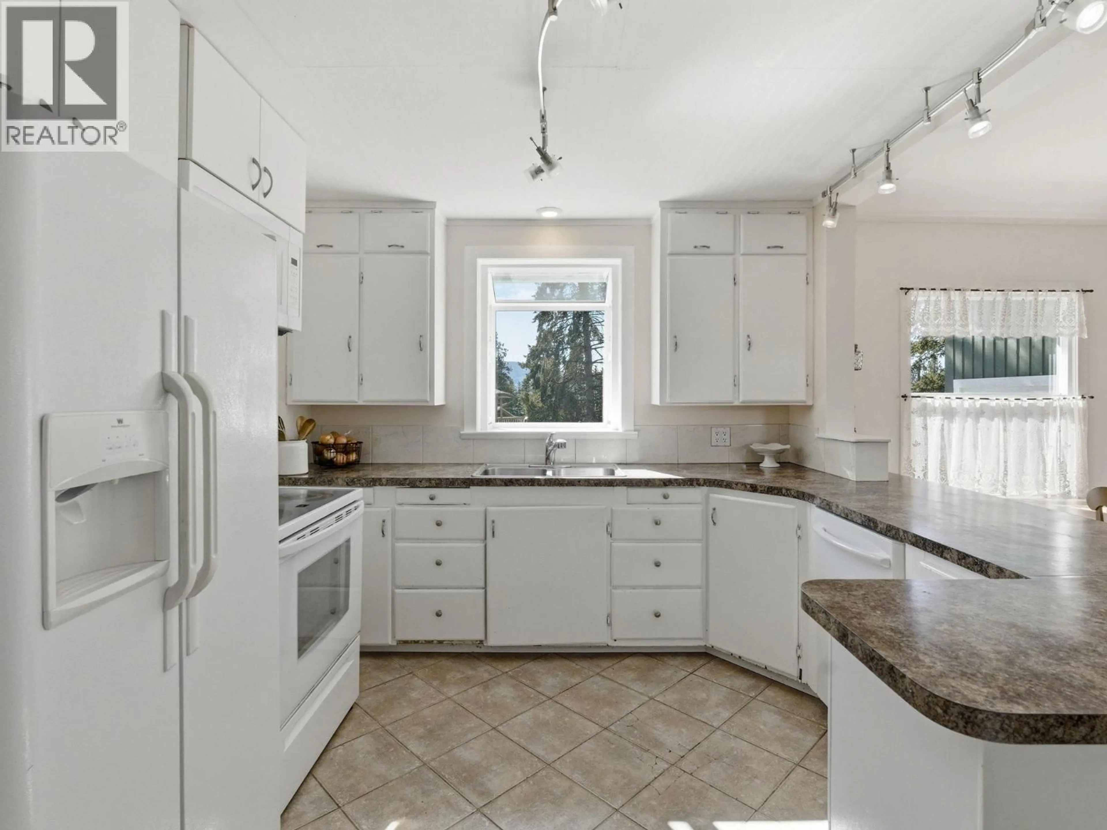 Unknown for 3090 SMITH CREEK ROAD, West Kelowna British Columbia V4T1M8