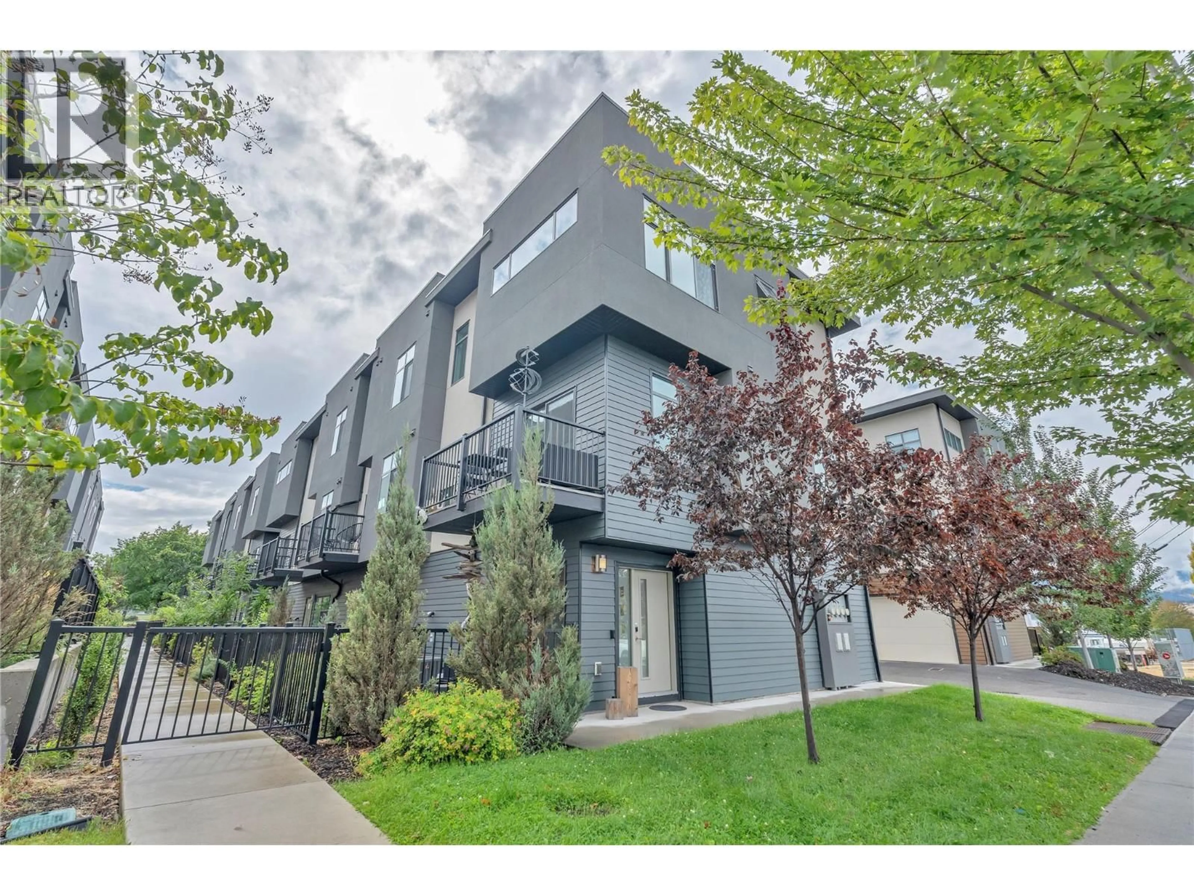 Patio, unknown for 115 - 388 ECKHARDT AVENUE EAST, Penticton British Columbia V2A0C7