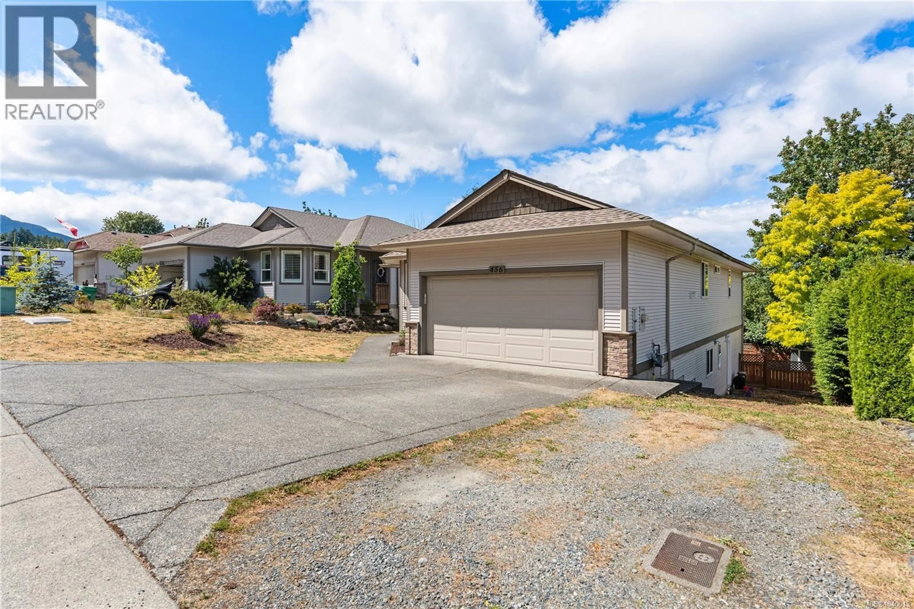 A pic from outside/outdoor area/front of a property/back of a property/a pic from drone, street for 456 ALPEN WAY, Nanaimo British Columbia V9R0B9