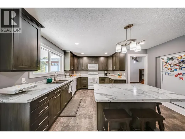 1762 FIRST STREET, Fruitvale 4