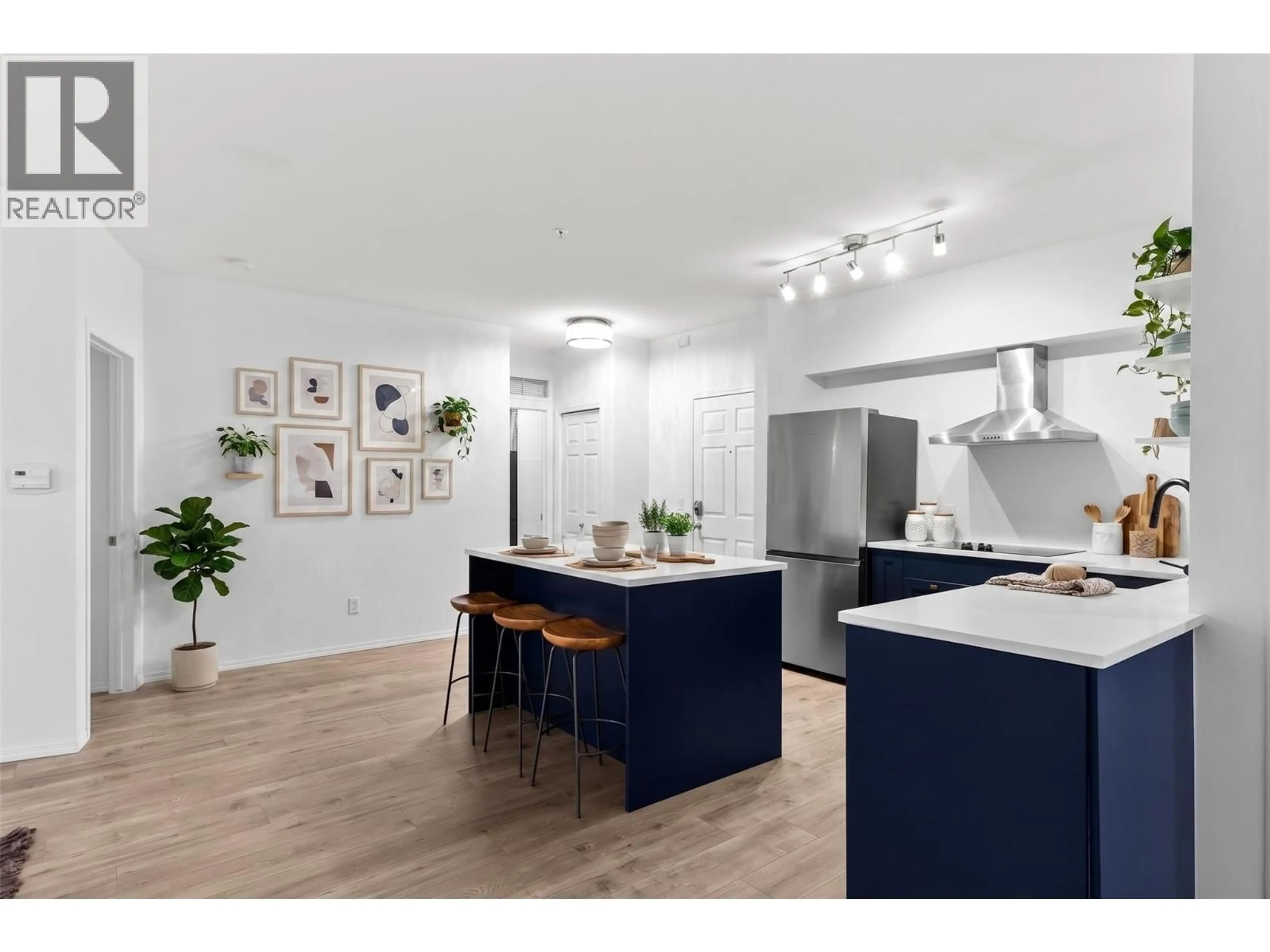 Open concept kitchen, unknown for 1204 - 1875 COUNTRY CLUB DRIVE, Kelowna British Columbia V1V2W7