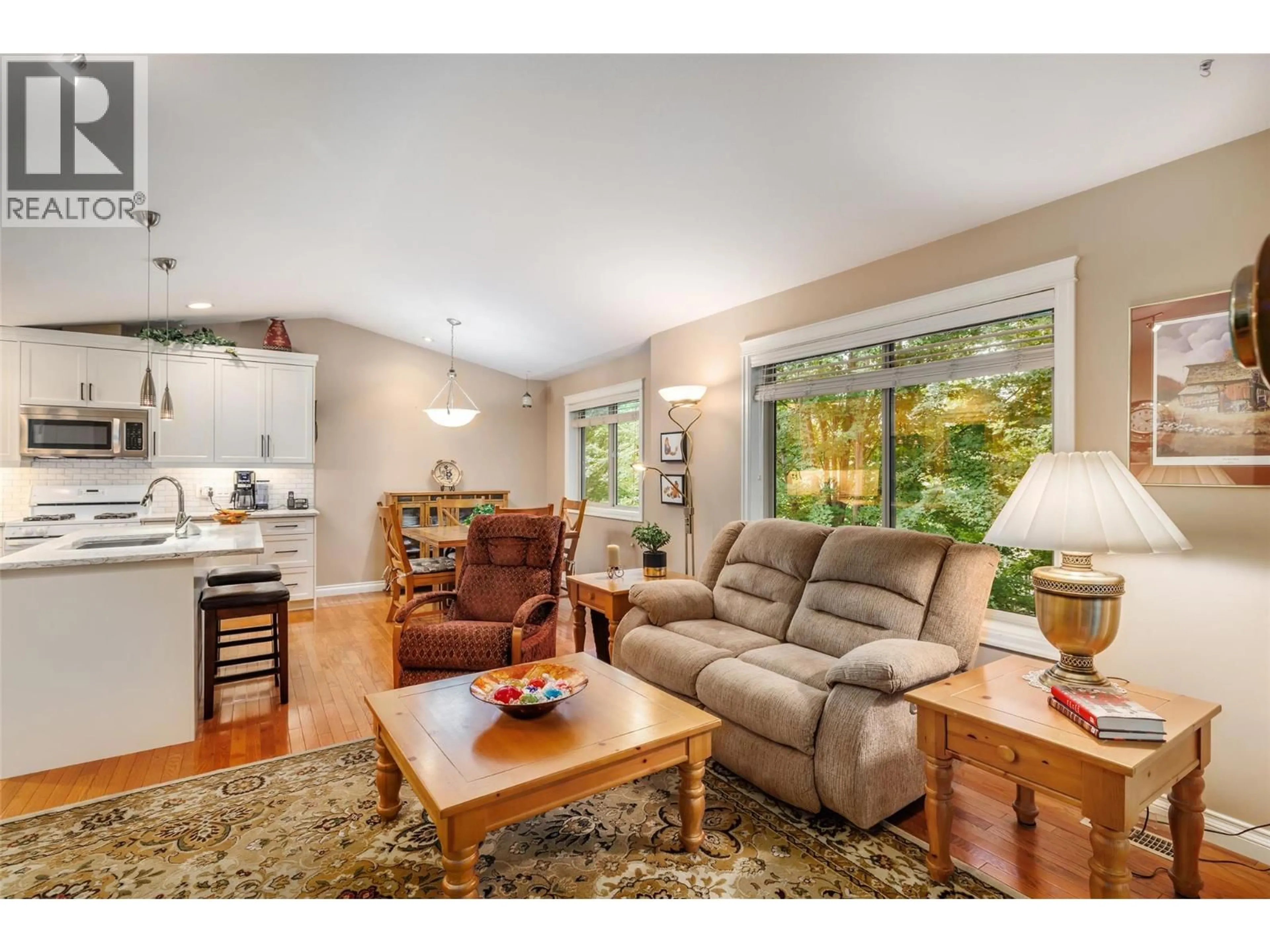 Living room with furniture, unknown for 119 - 245 SNOWSELL STREET, Kelowna British Columbia V1V2T6
