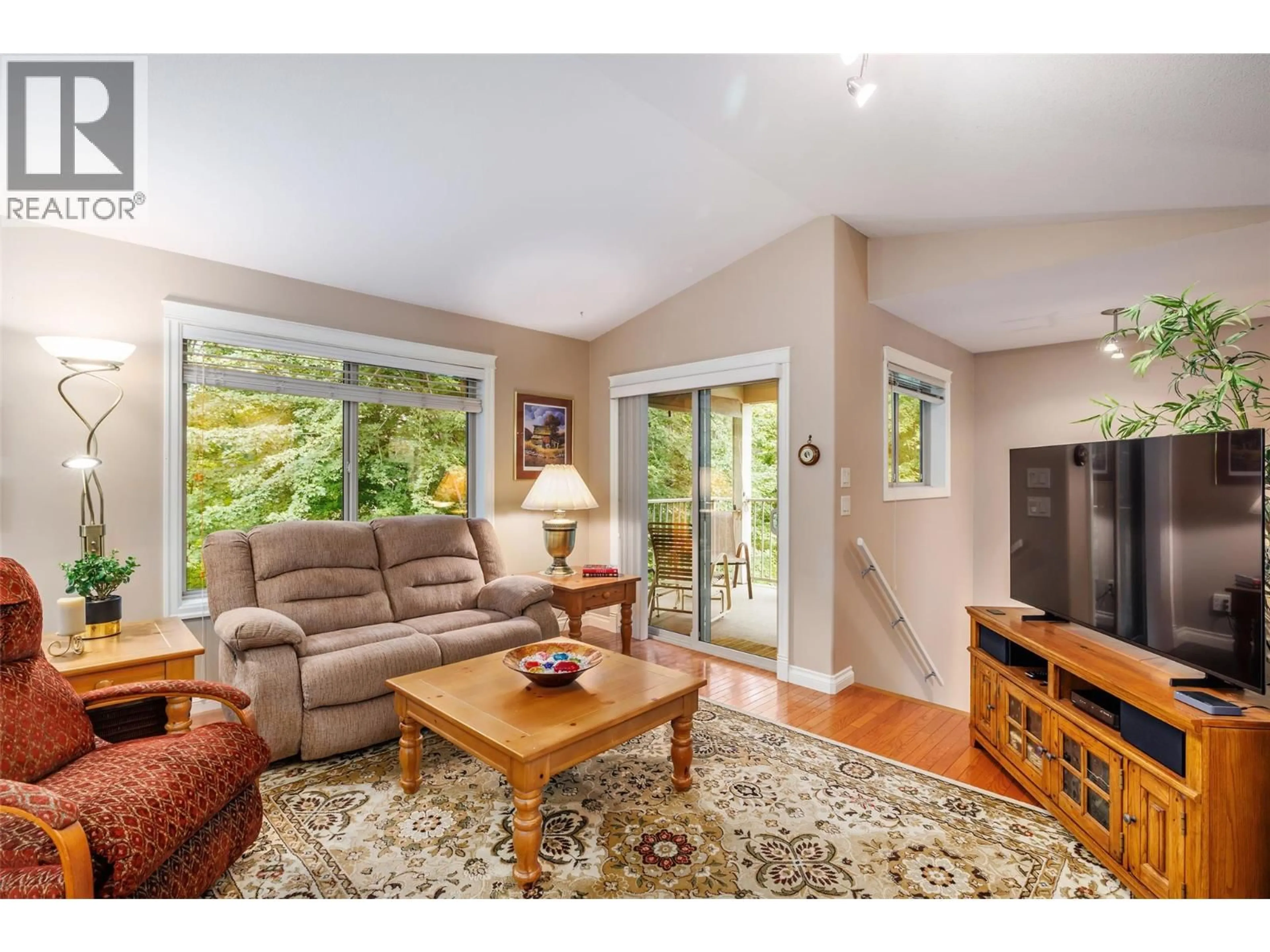 Living room with furniture, unknown for 119 - 245 SNOWSELL STREET, Kelowna British Columbia V1V2T6