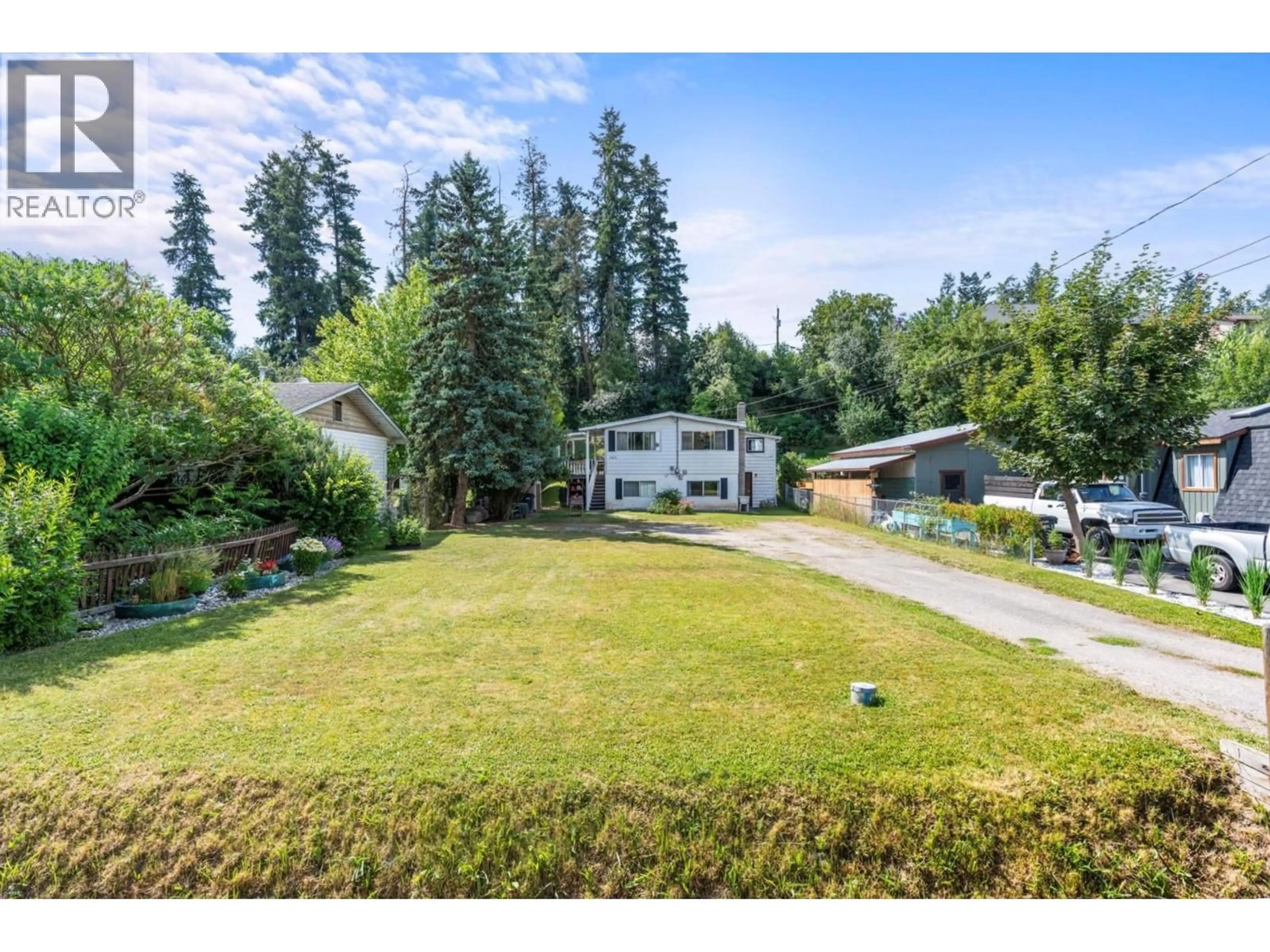 A pic from outside/outdoor area/front of a property/back of a property/a pic from drone, unknown for 3475 JACKSON AVENUE, Armstrong British Columbia V0E1B2