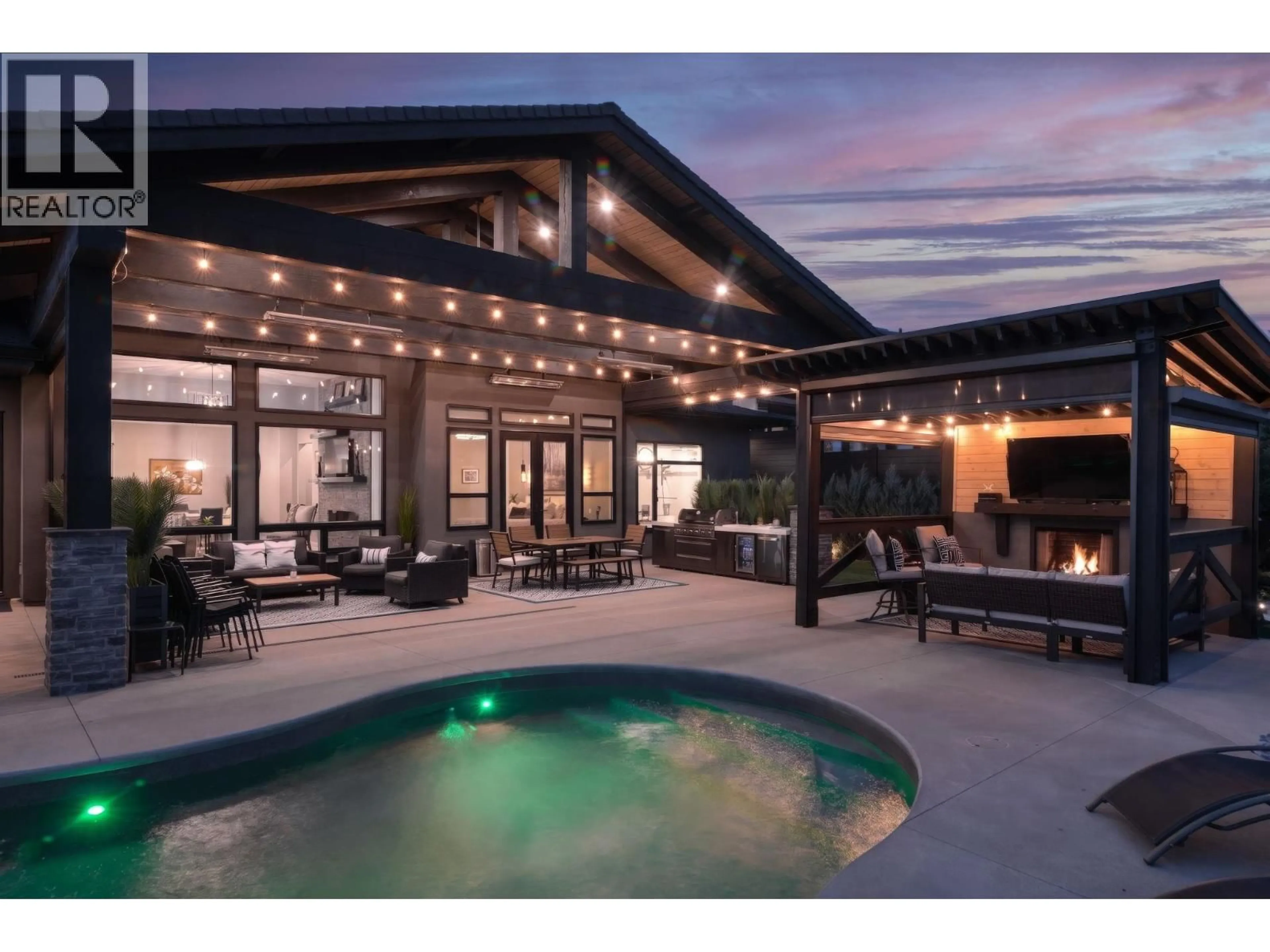 Patio, unknown for 1547 CABERNET WAY, West Kelowna British Columbia V4T0E1