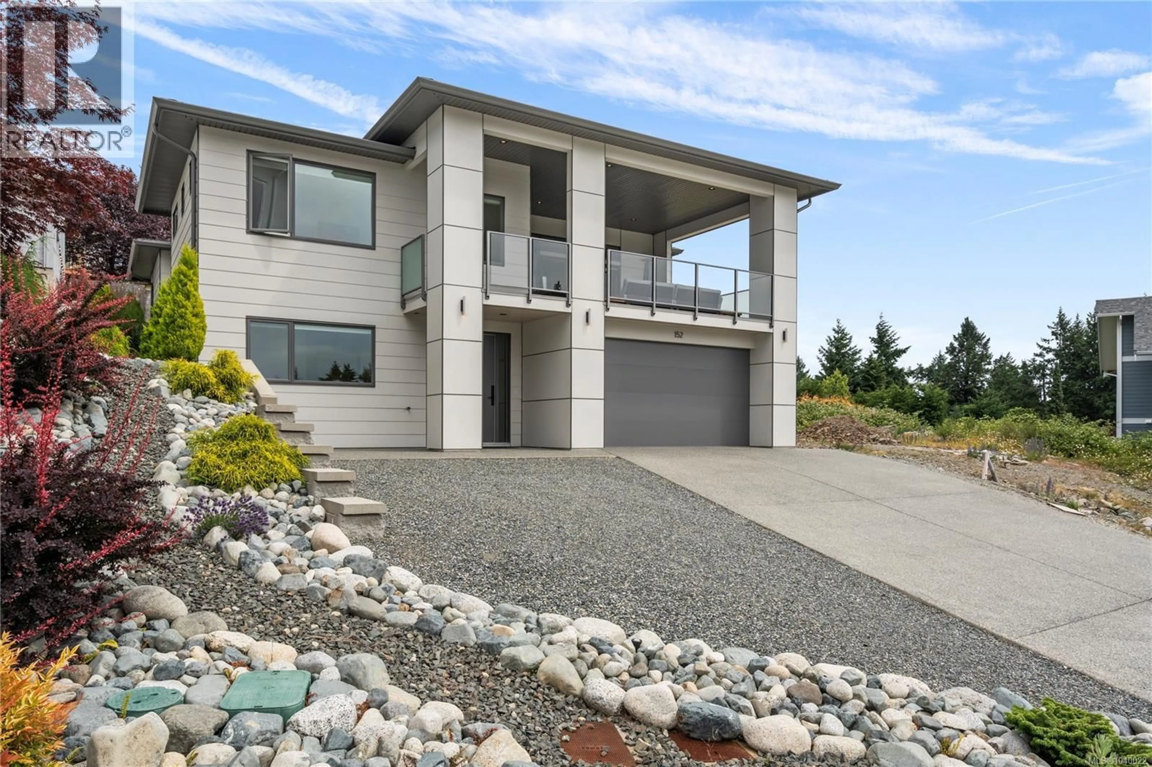Home with vinyl exterior material, unknown for 152 GOLDEN OAKS CRESCENT, Nanaimo British Columbia V9T0K8