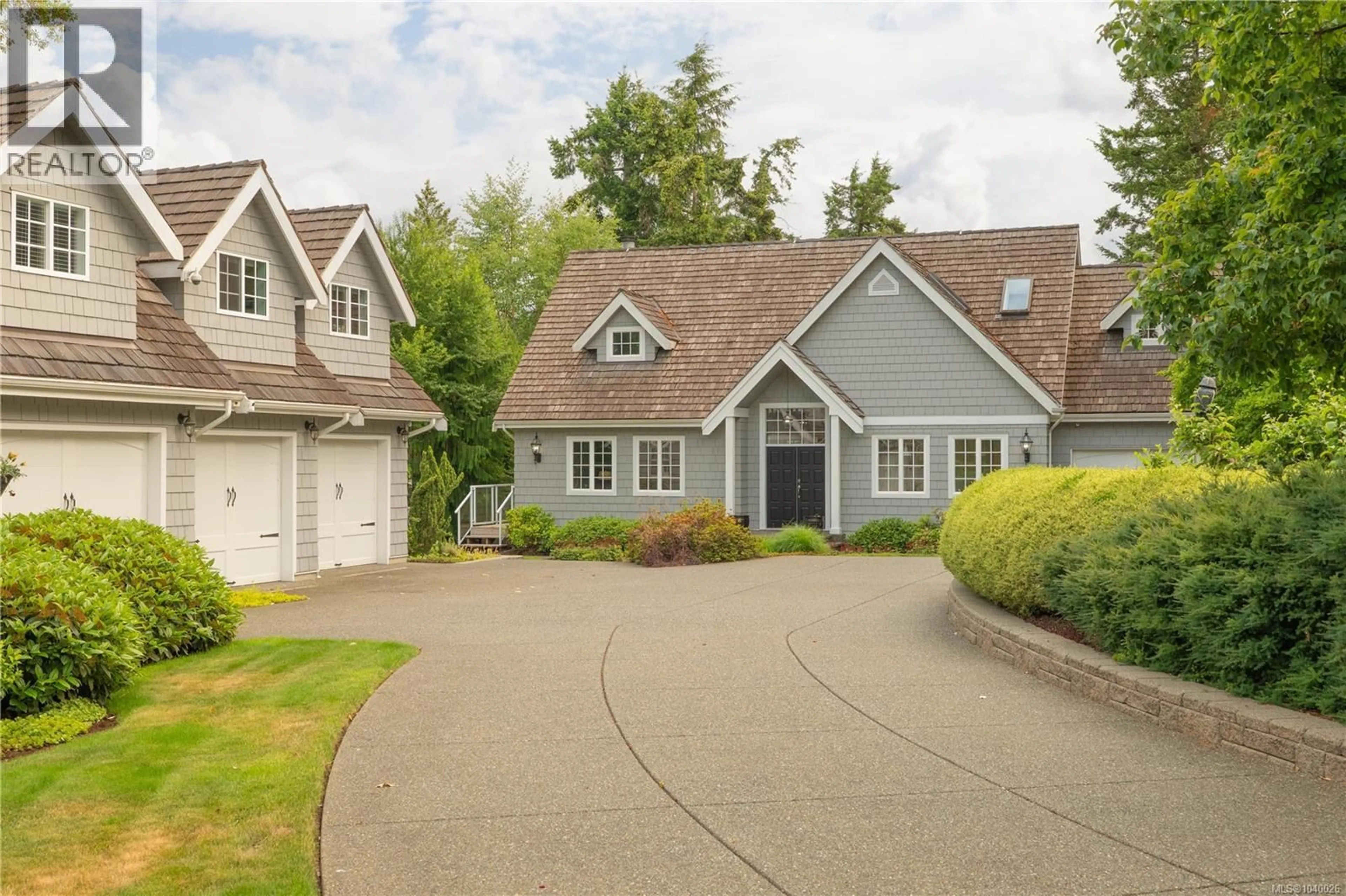 Home with vinyl exterior material, street for 182 BAYNES DRIVE, Fanny Bay British Columbia V0R1W0