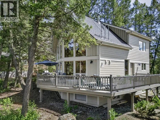 4888 SABLE ROAD, Fairmont Hot Springs 2
