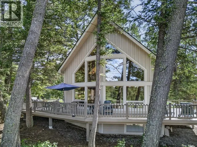 4888 SABLE ROAD, Fairmont Hot Springs 3