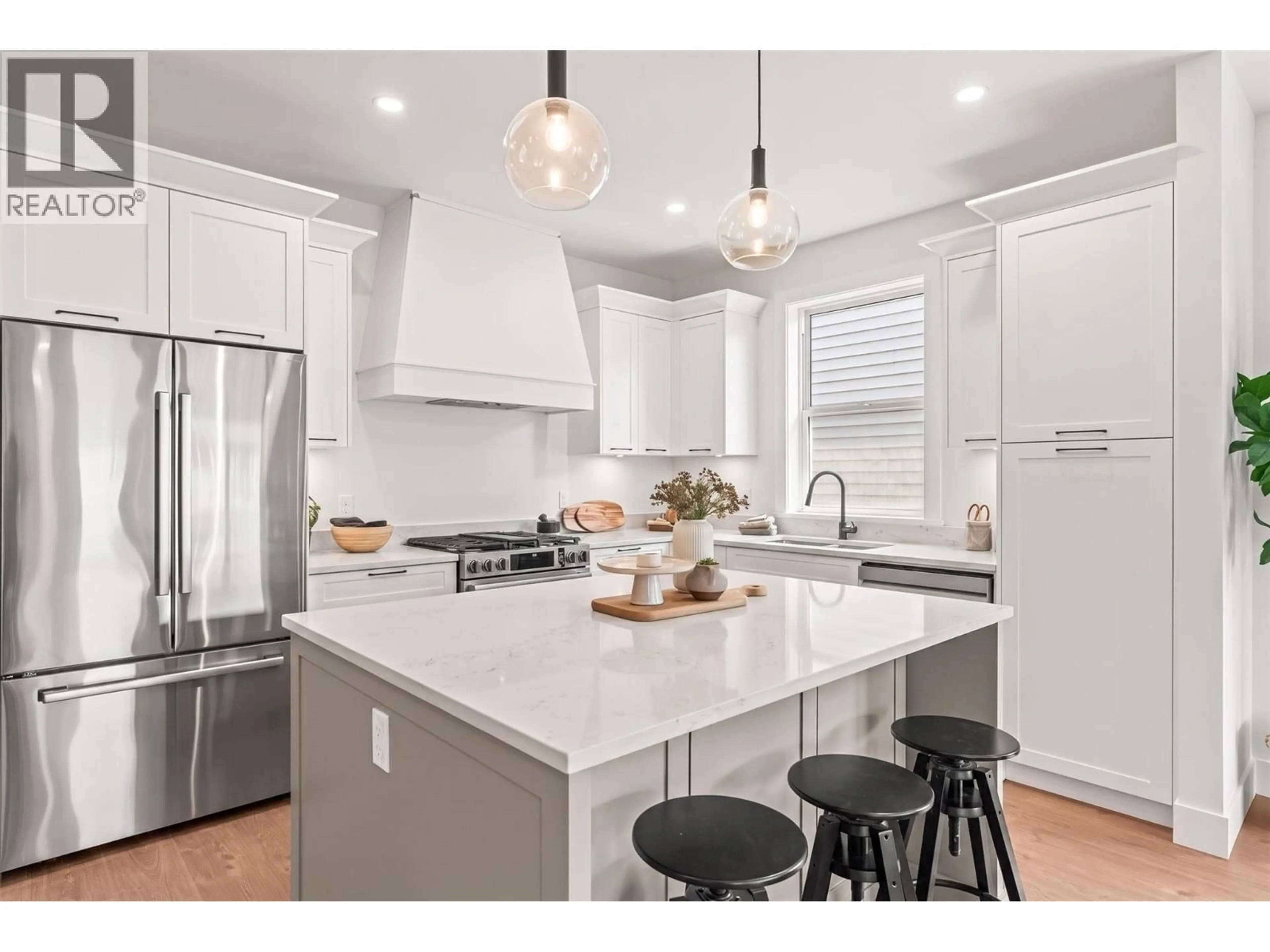 Open concept kitchen, unknown for 101 - 2459 BRADLEY DRIVE, Armstrong British Columbia V4Y0Y4