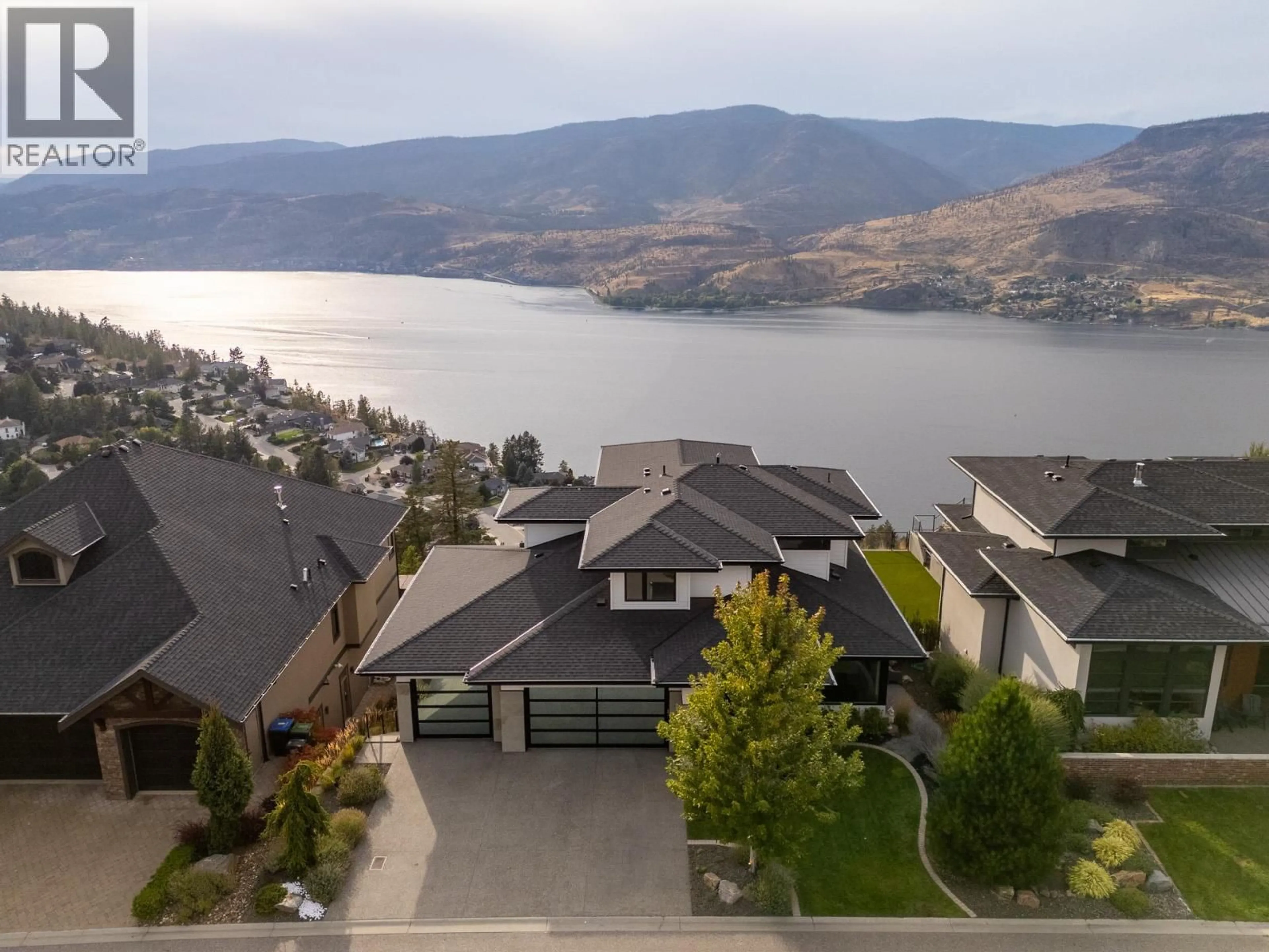 A pic from outside/outdoor area/front of a property/back of a property/a pic from drone, water/lake/river/ocean view for 1539 ROCKY POINT DRIVE, Kelowna British Columbia V1V3E2