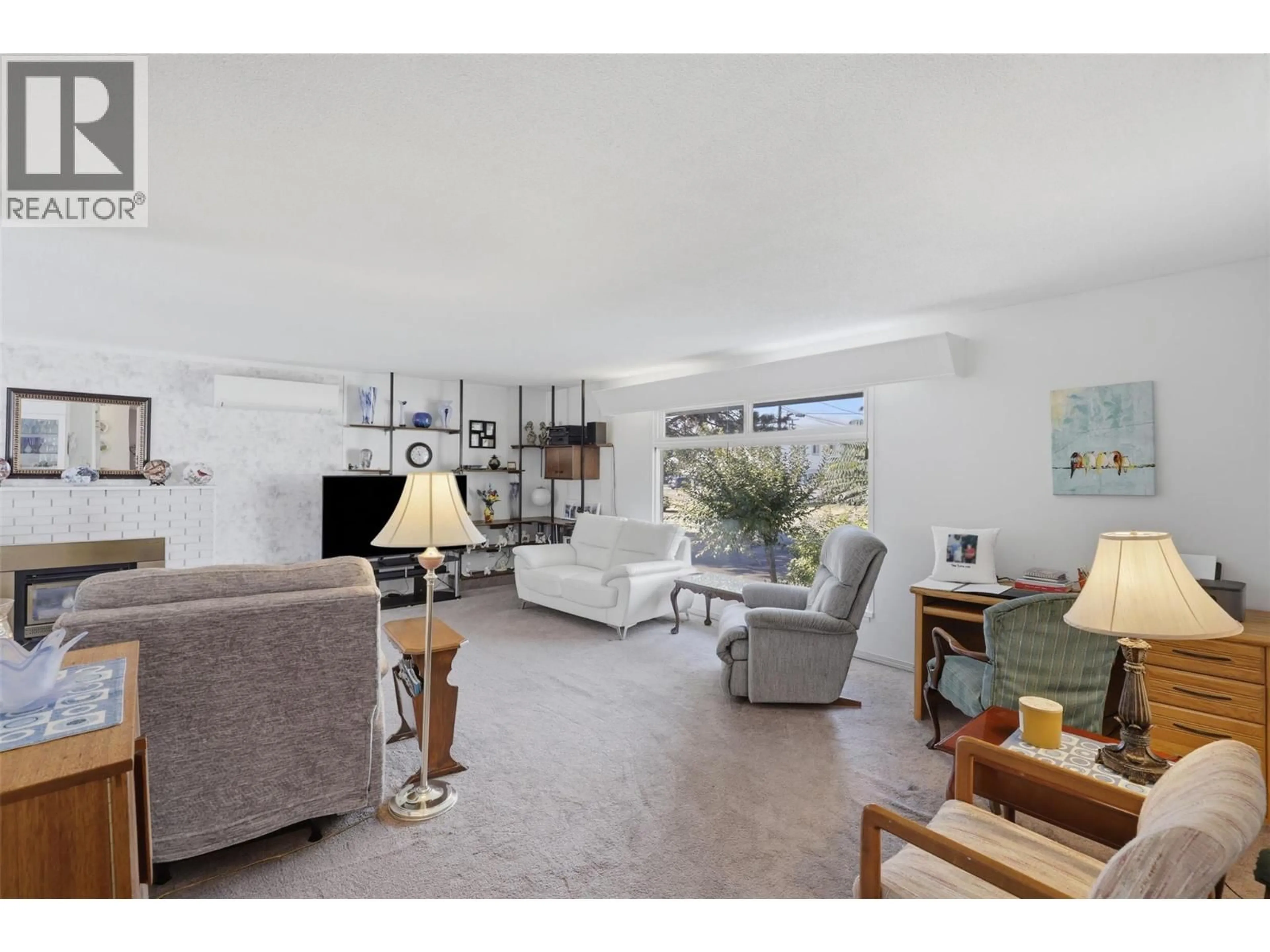 Living room with furniture, unknown for 1090 CALMAR PLACE, Kamloops British Columbia V2B4T3