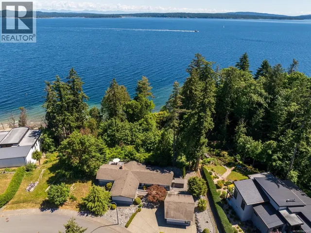 10075 DANIEL STREET, Chemainus