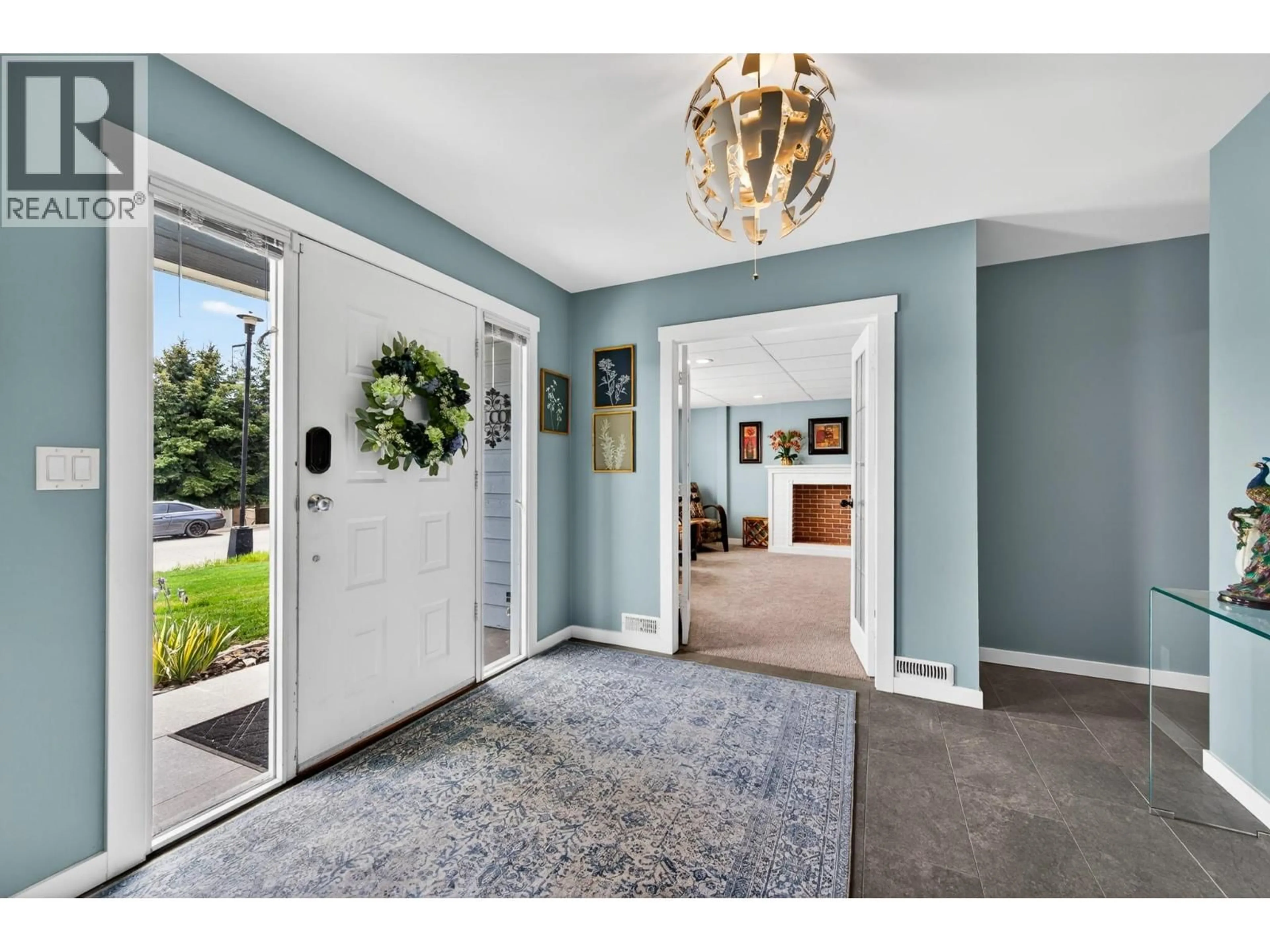 Indoor entryway for 3445 NAVATANEE DRIVE, Kamloops British Columbia V2H1S1