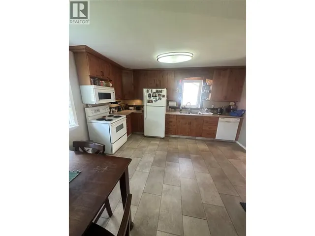 4704 NICHOLSON ROAD, Chetwynd 4