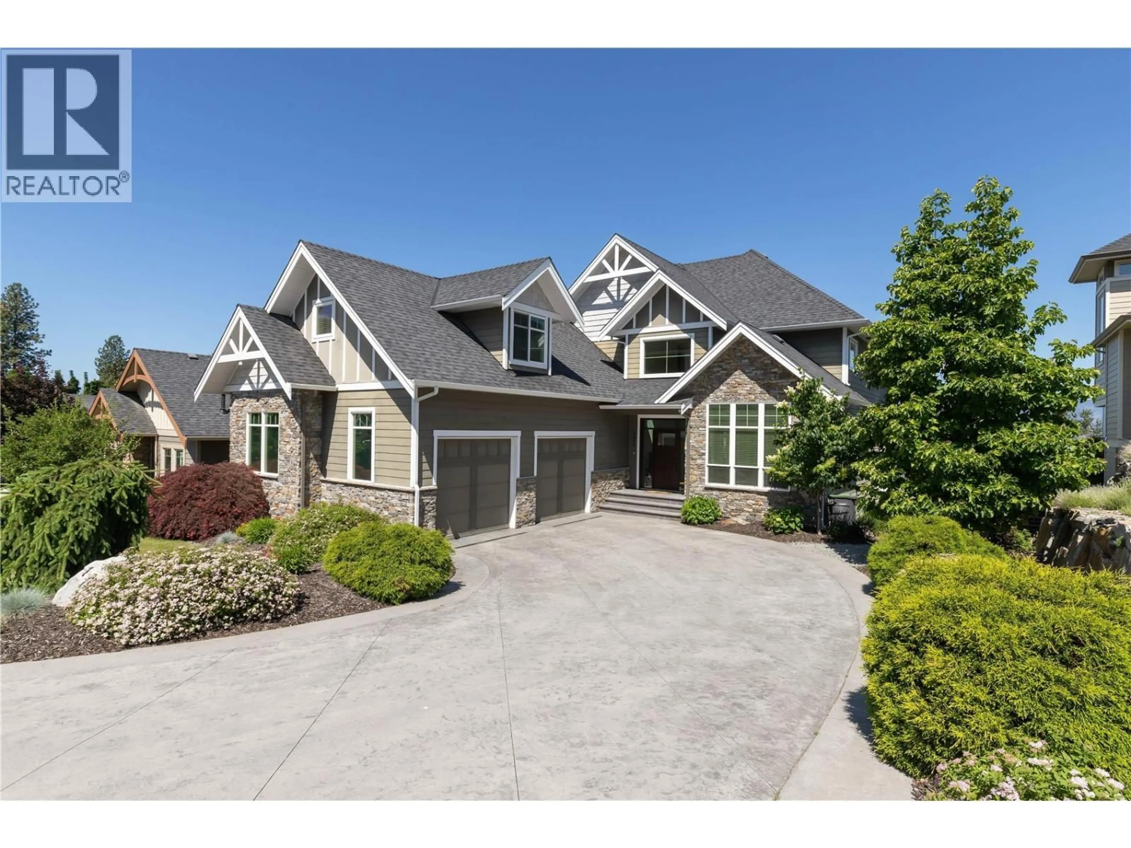 Home with vinyl exterior material, street for 171 - 515 WREN PLACE, Kelowna British Columbia V1W5H7