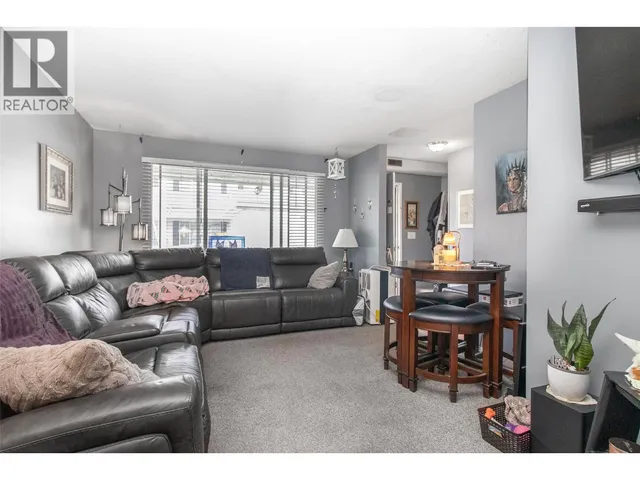 3 - 185 TAYLOR ROAD, Kelowna 2