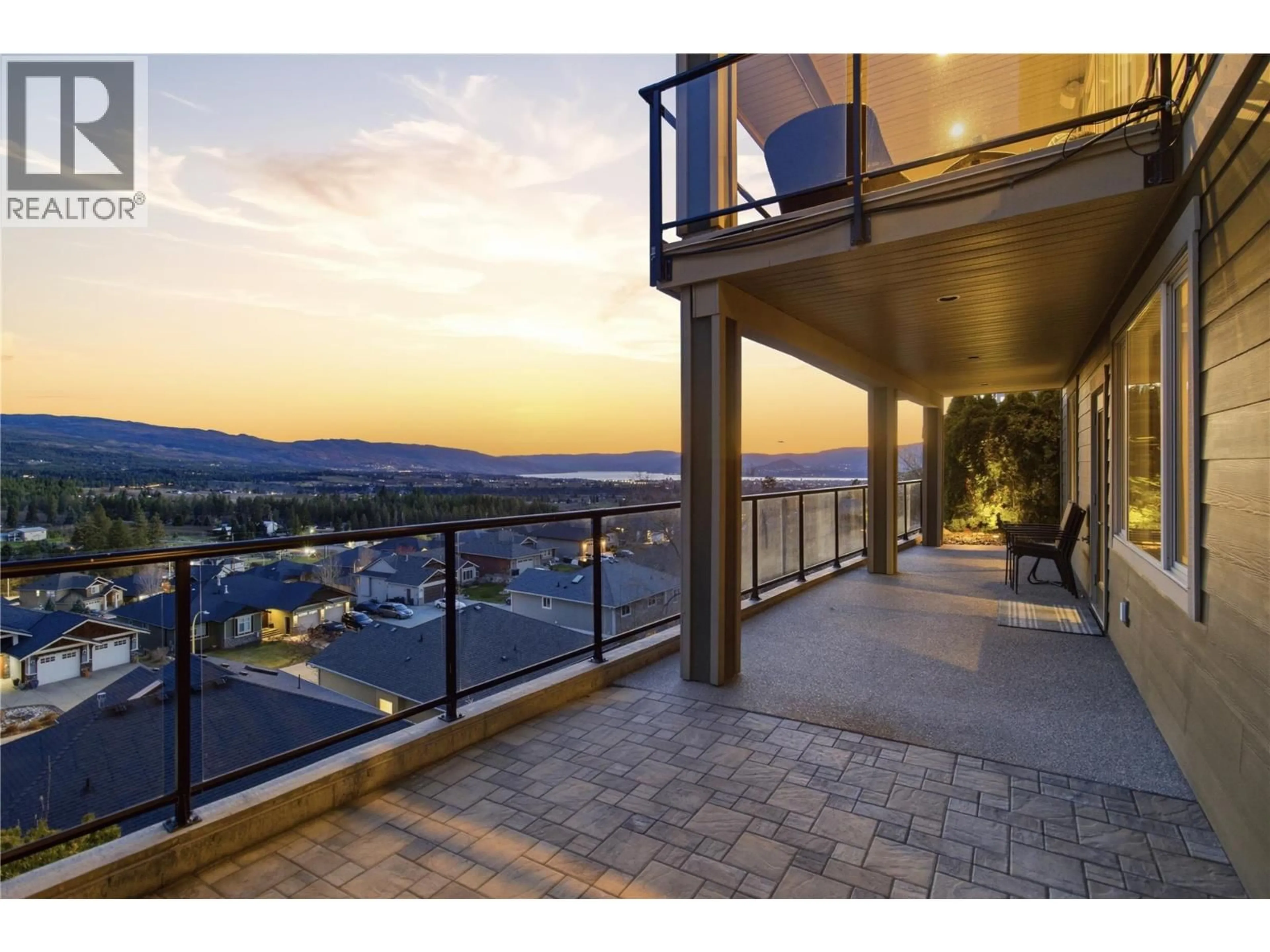 Patio, water/lake/river/ocean view for 1443 WILMOT AVENUE, Kelowna British Columbia V1P1N3