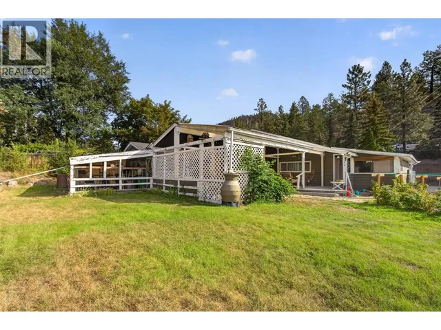 8008 VICTORIA ROAD, Summerland 2